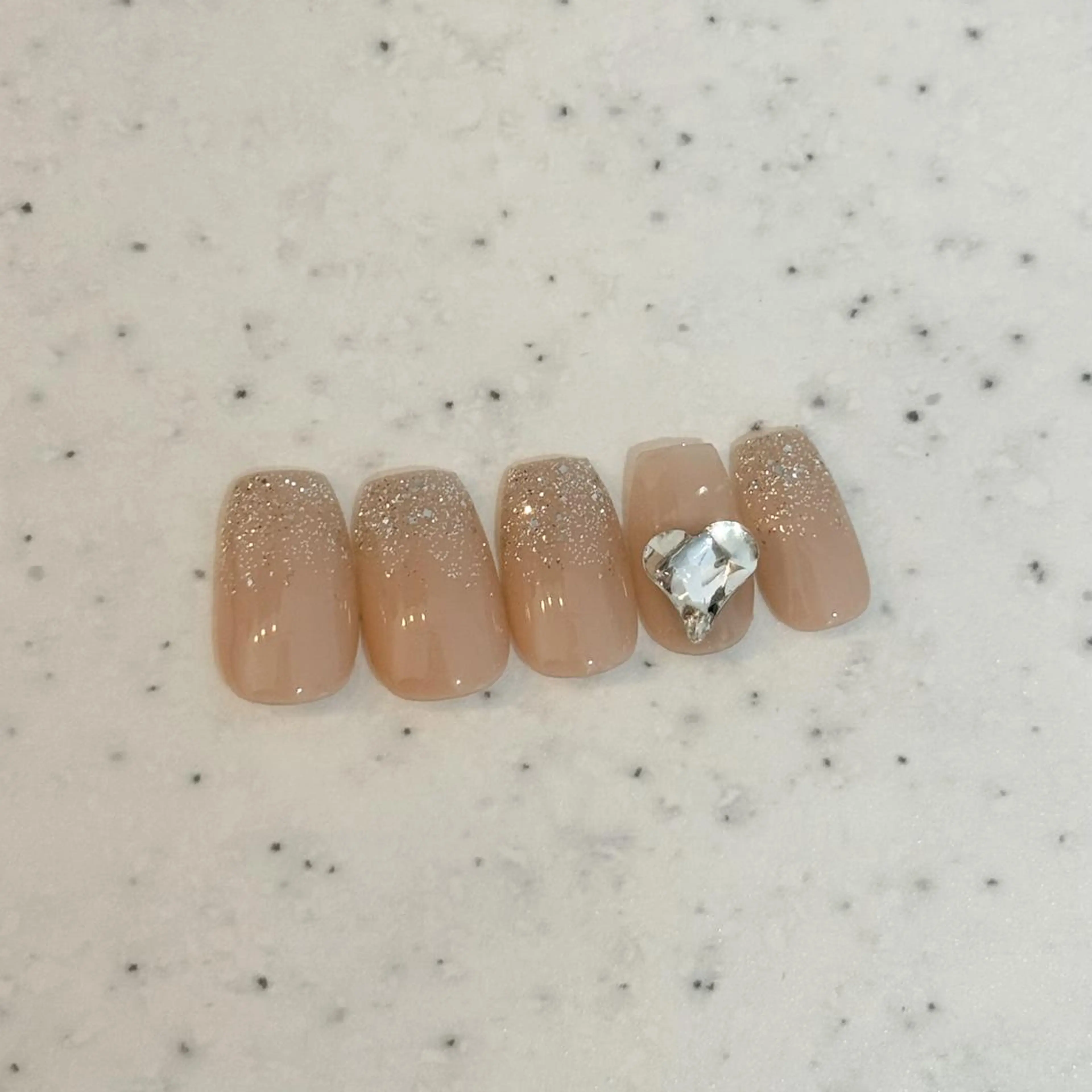 ネイル Chisato チサトのネイルデザイン