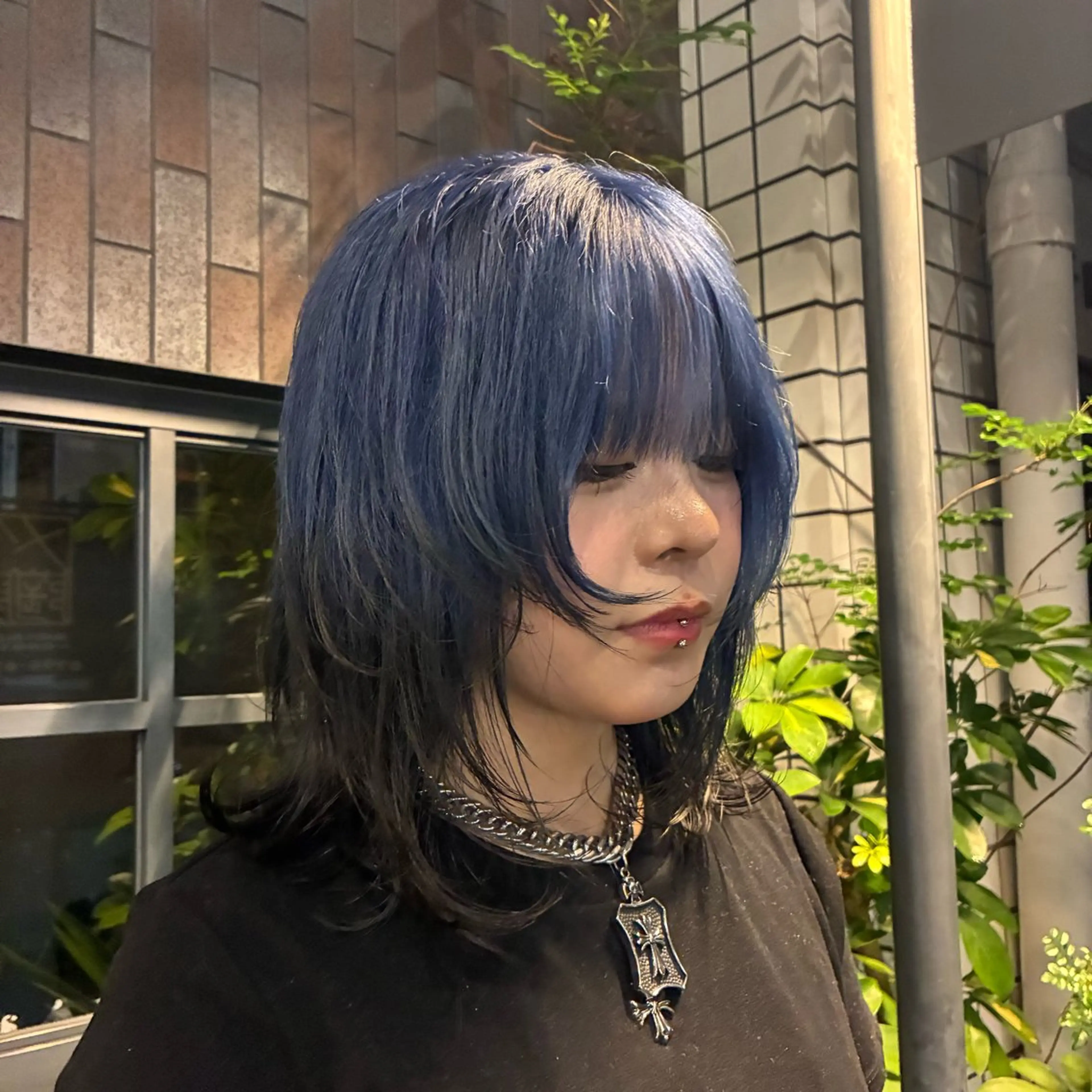 ミディアム レイヤーカット ウルフカット ウルフレイヤー カット ヘアカラー トリートメント ハイトーン/レイヤー カット/TAKEのヘアスタイル