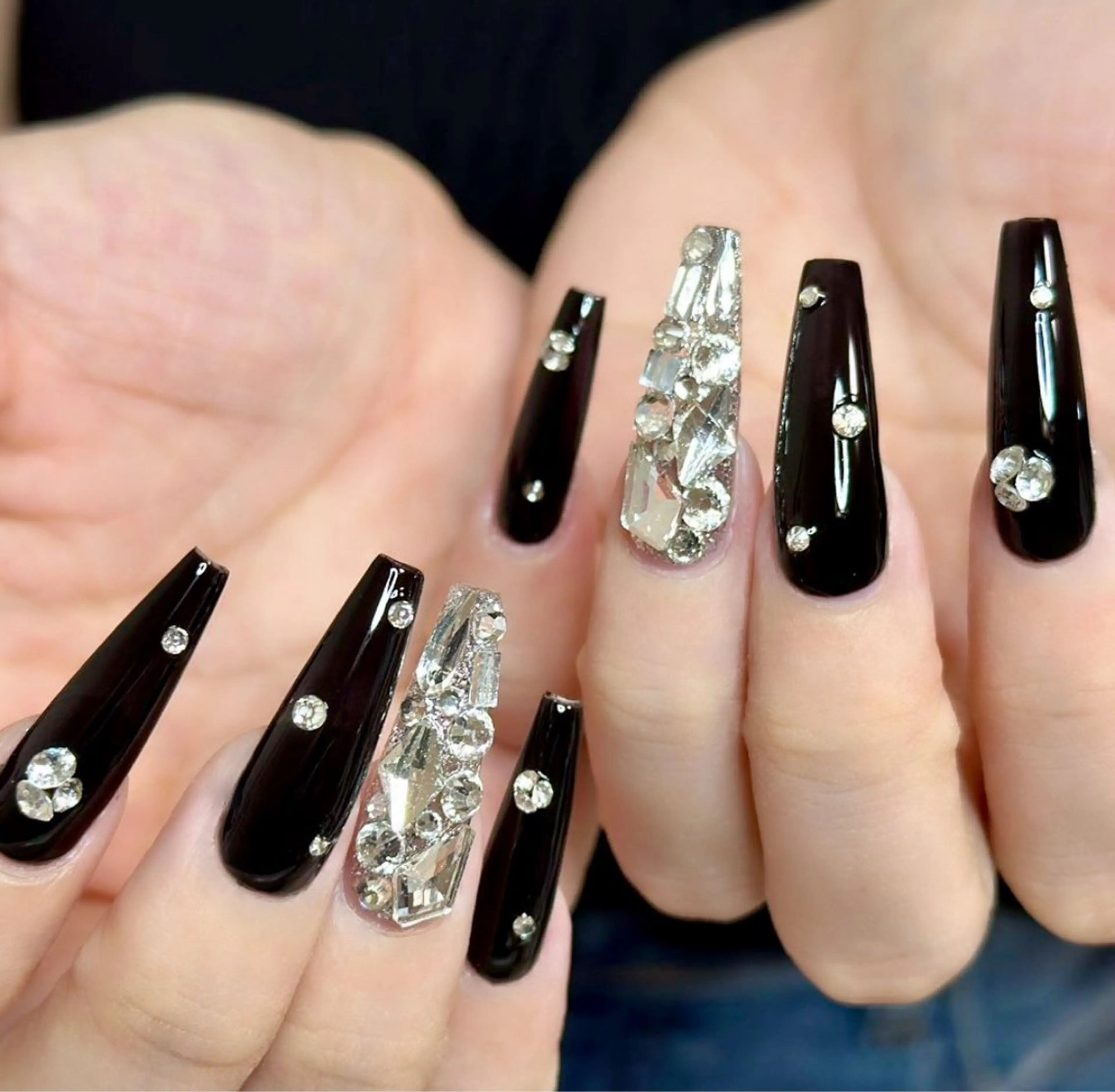 ネイル ハンドネイル Tini ANA.CHUOのネイルデザイン