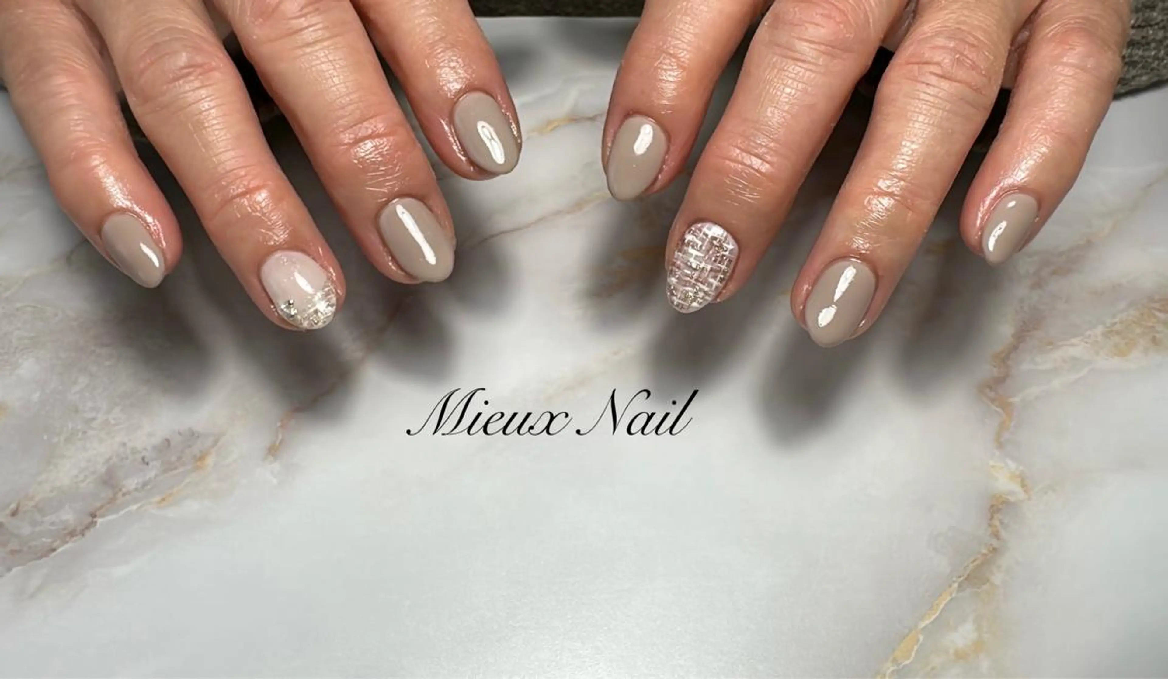 ネイル ブルー オフィスネイル ワンカラーネイル ツイードネイル 冬ネイル ハンドネイル 市川 麻衣子のネイルデザイン