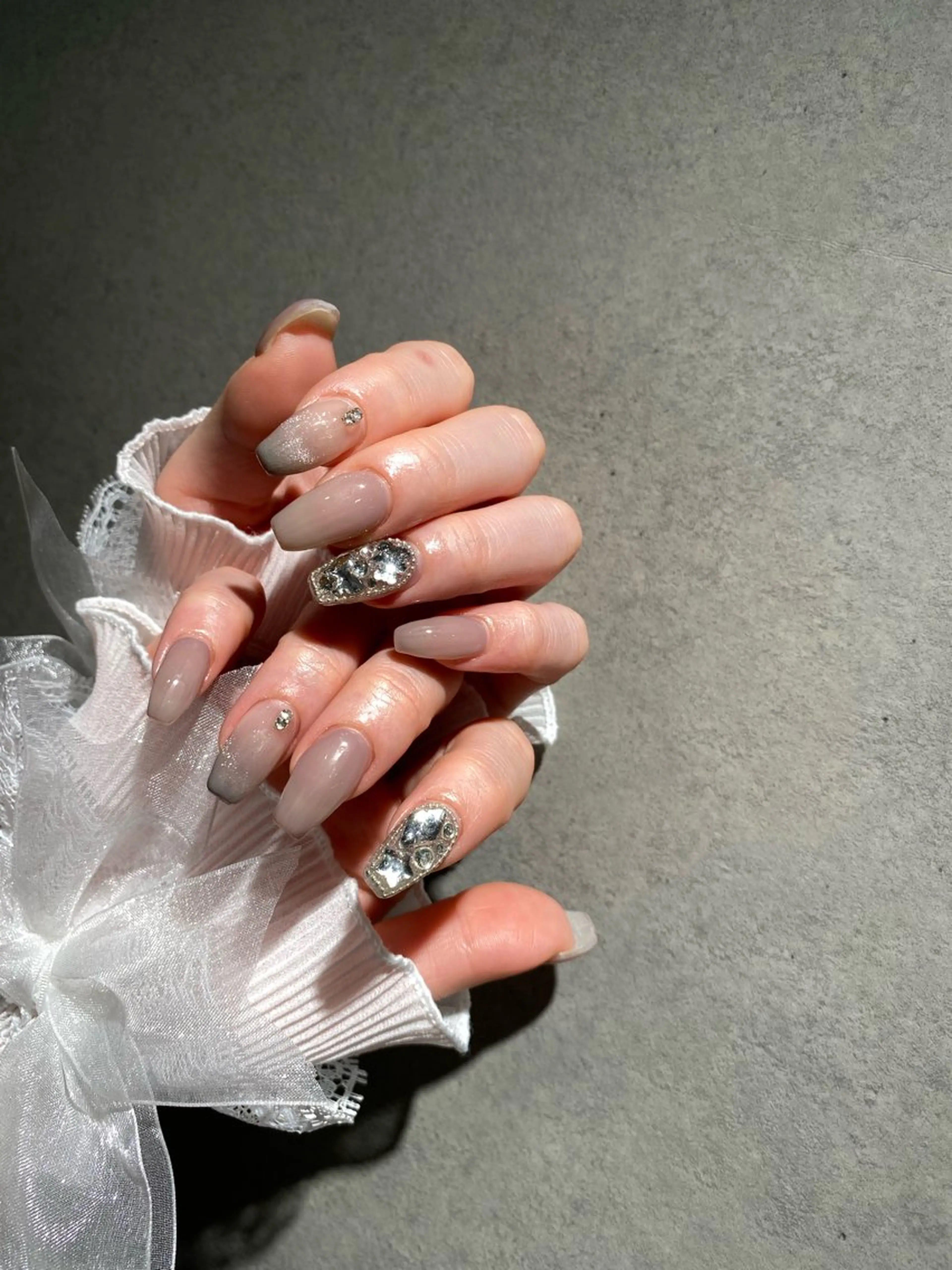 ネイル I-nailロング /ワンホン/キラキラのネイルデザイン