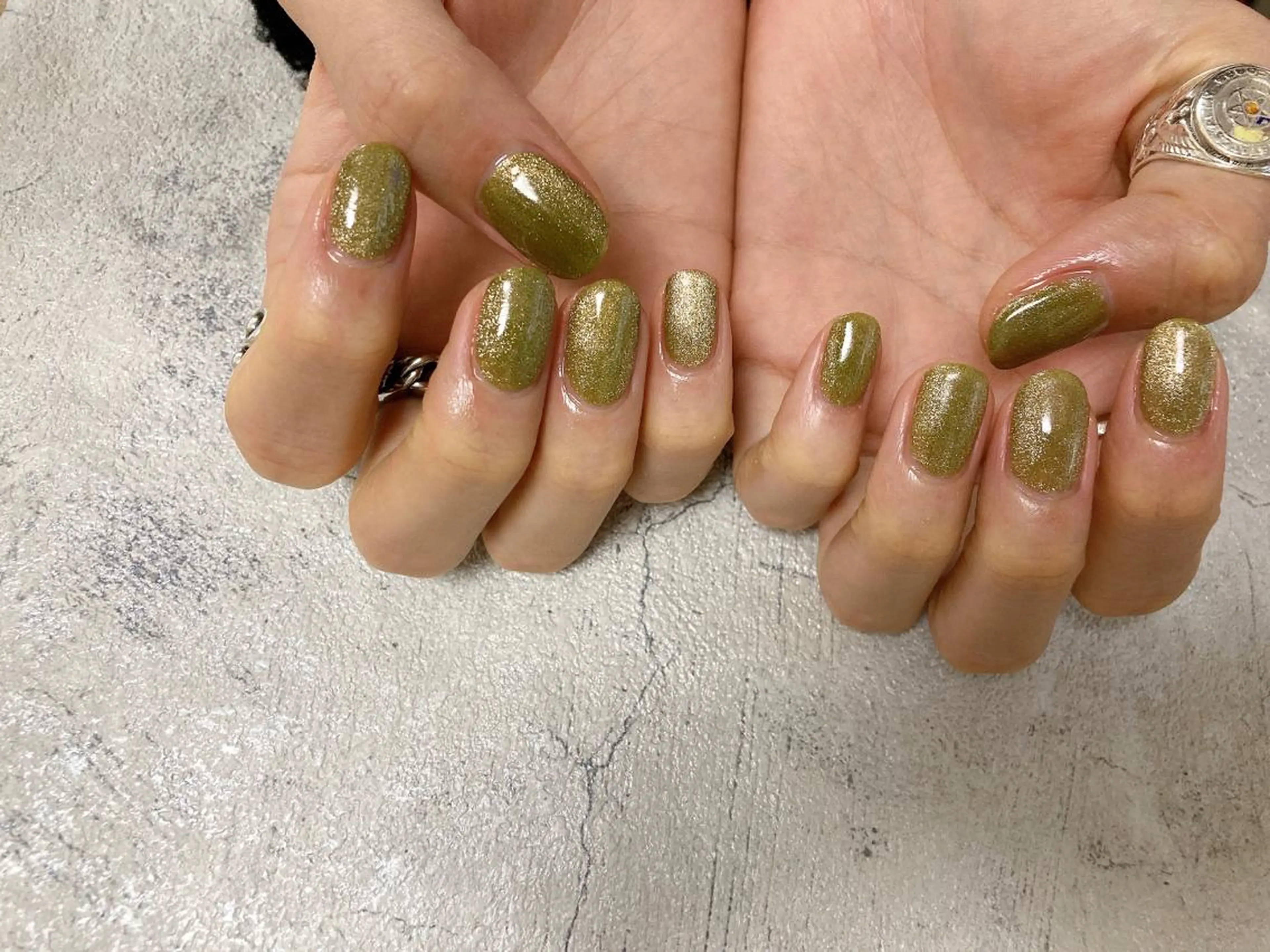 ネイル グリーン マグネットネイル ハンドネイル Mogu nail 二子玉川のネイルデザイン