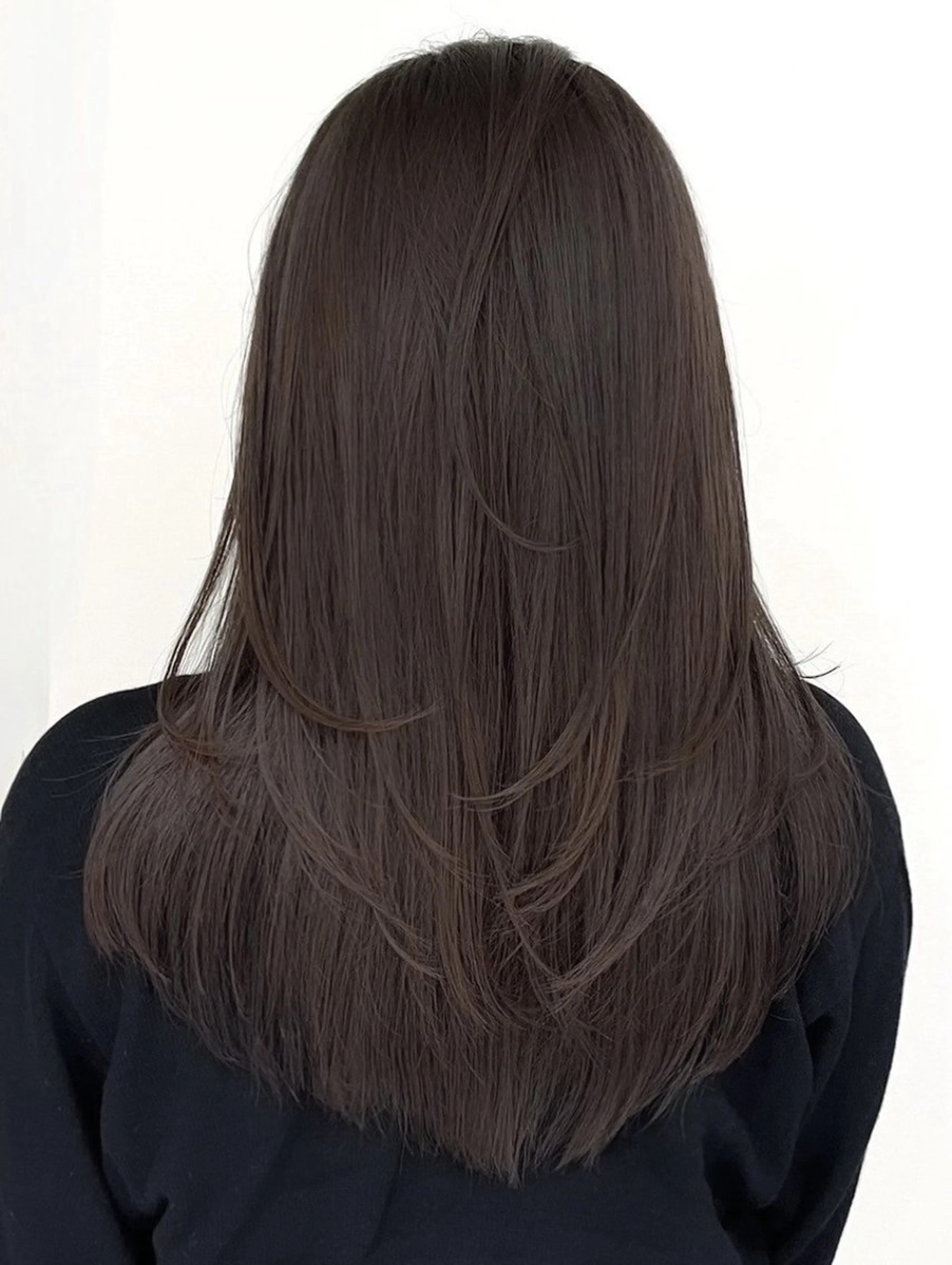 ロング カラー 透明感カラー グレージュ ヘアカラー 大森 陽向のヘアスタイル