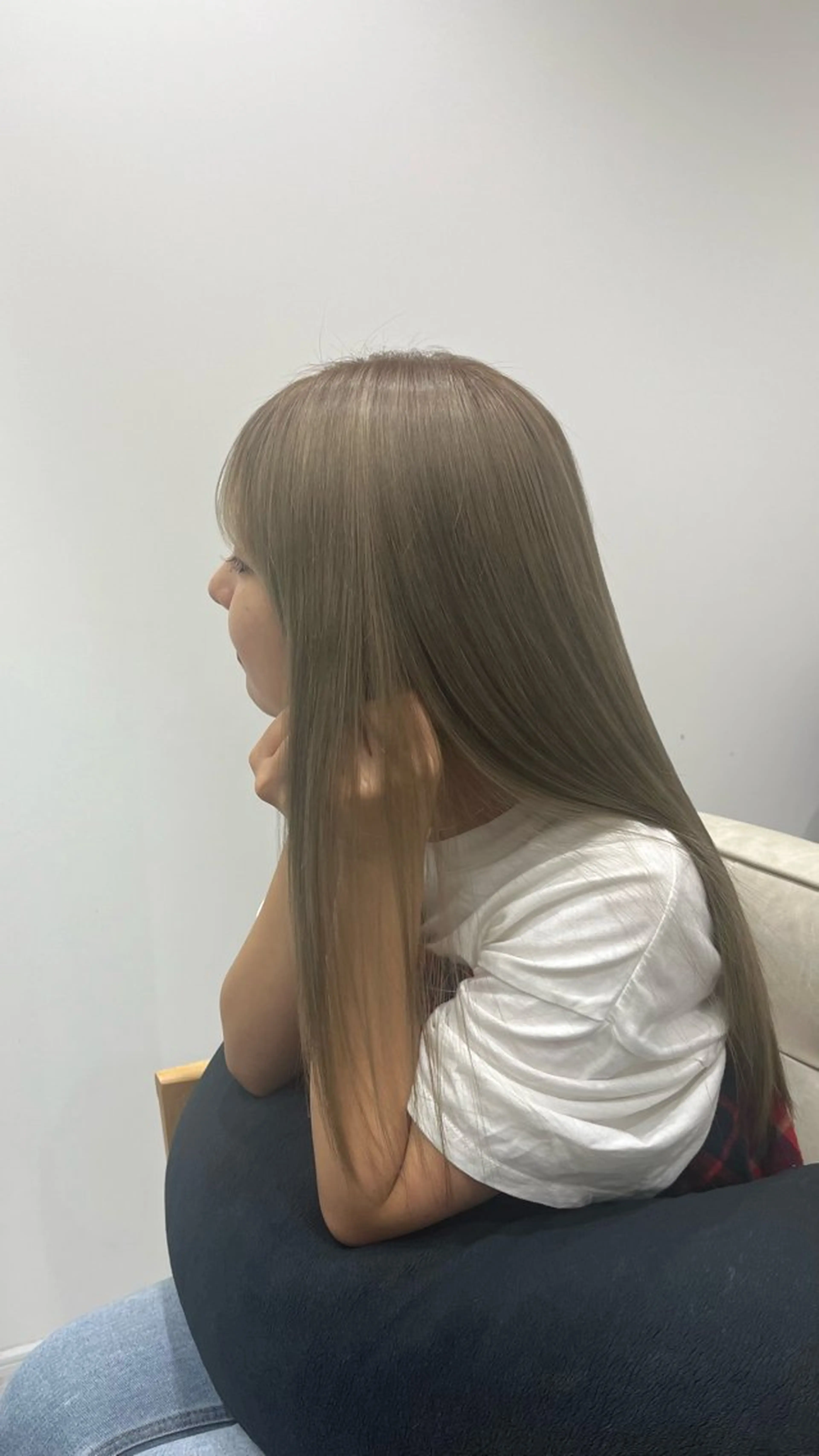 ロング カラー グレージュ ハイトーンカラー Lilie by rea-list所属・Nakanishi Mizukiのヘアスタイル