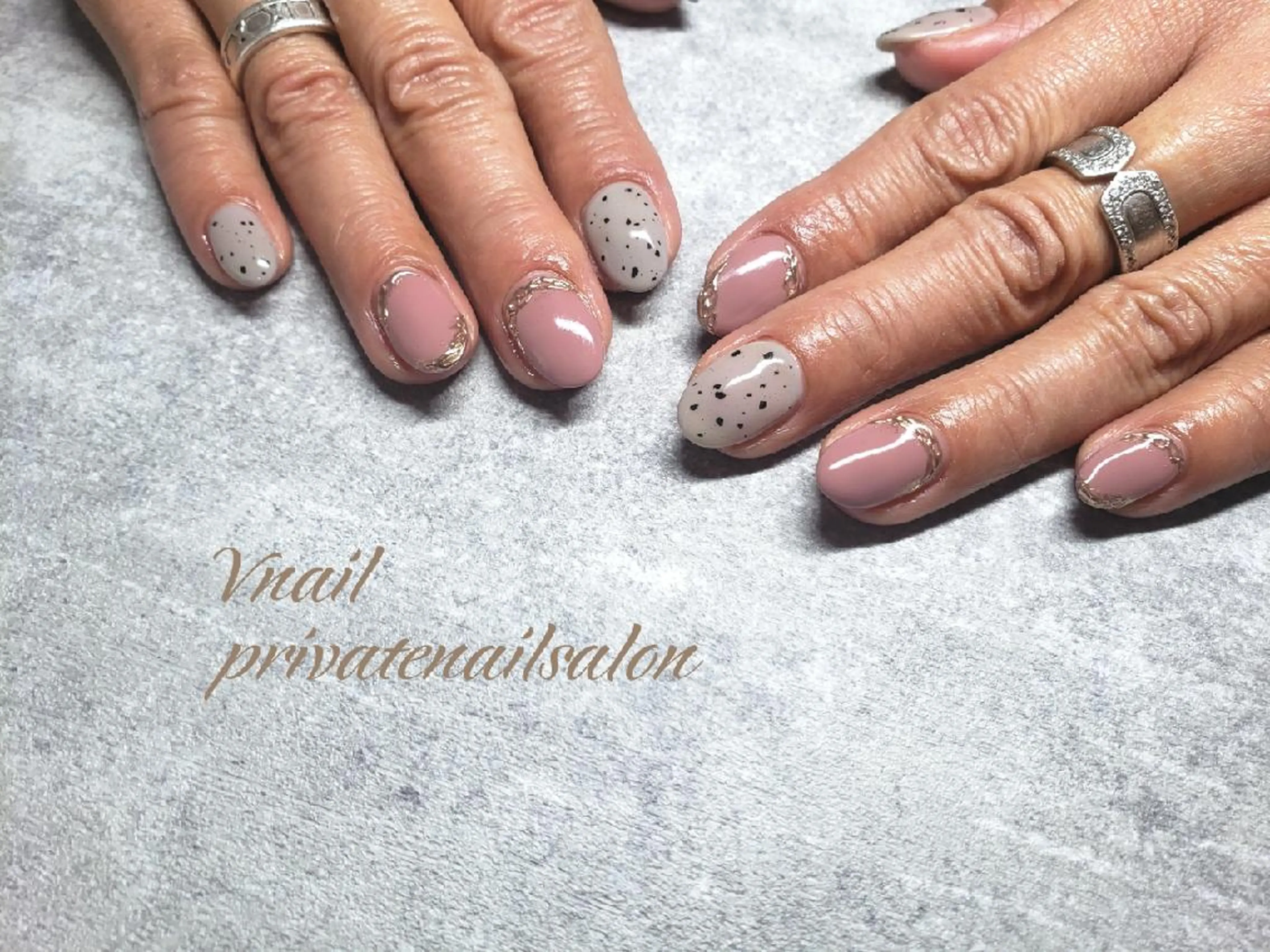 ネイル V. nailのネイルデザイン