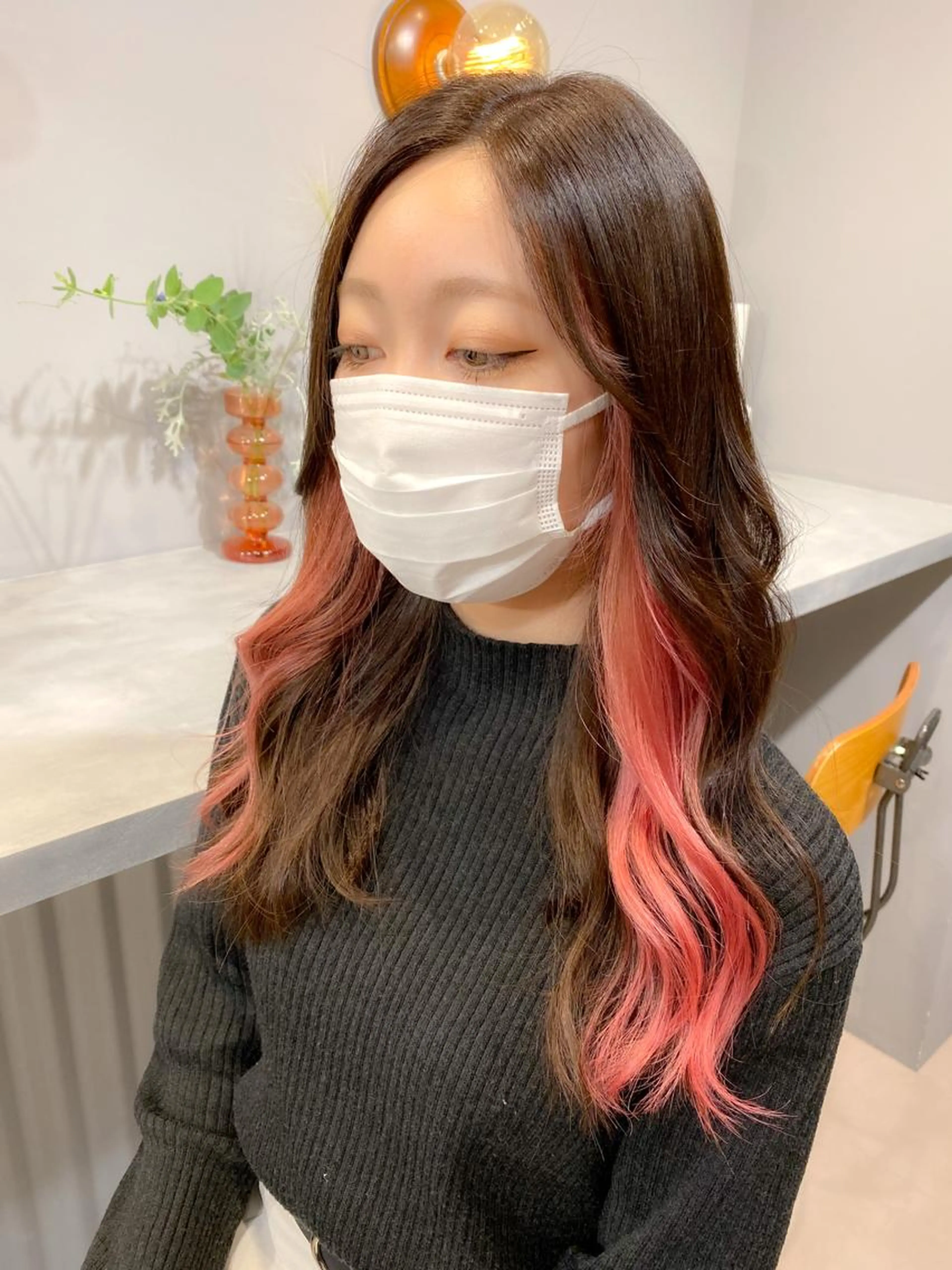 🌺イヤリングカラー（部分ブリーチ＋カラー）の写真