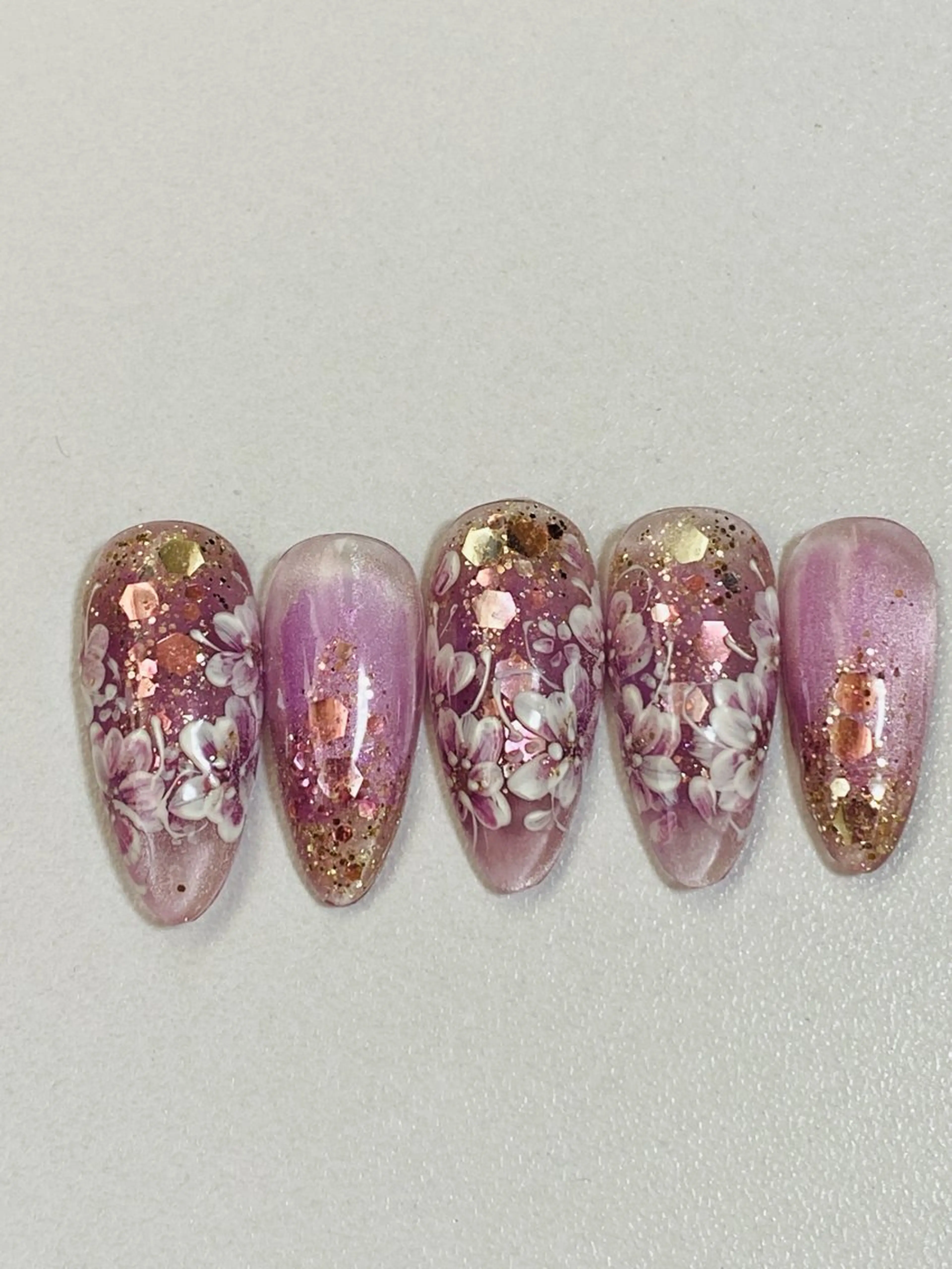 ネイル チークネイル フラワーネイル 自宅ネイルサロン ♦️nuance♦️のネイルデザイン