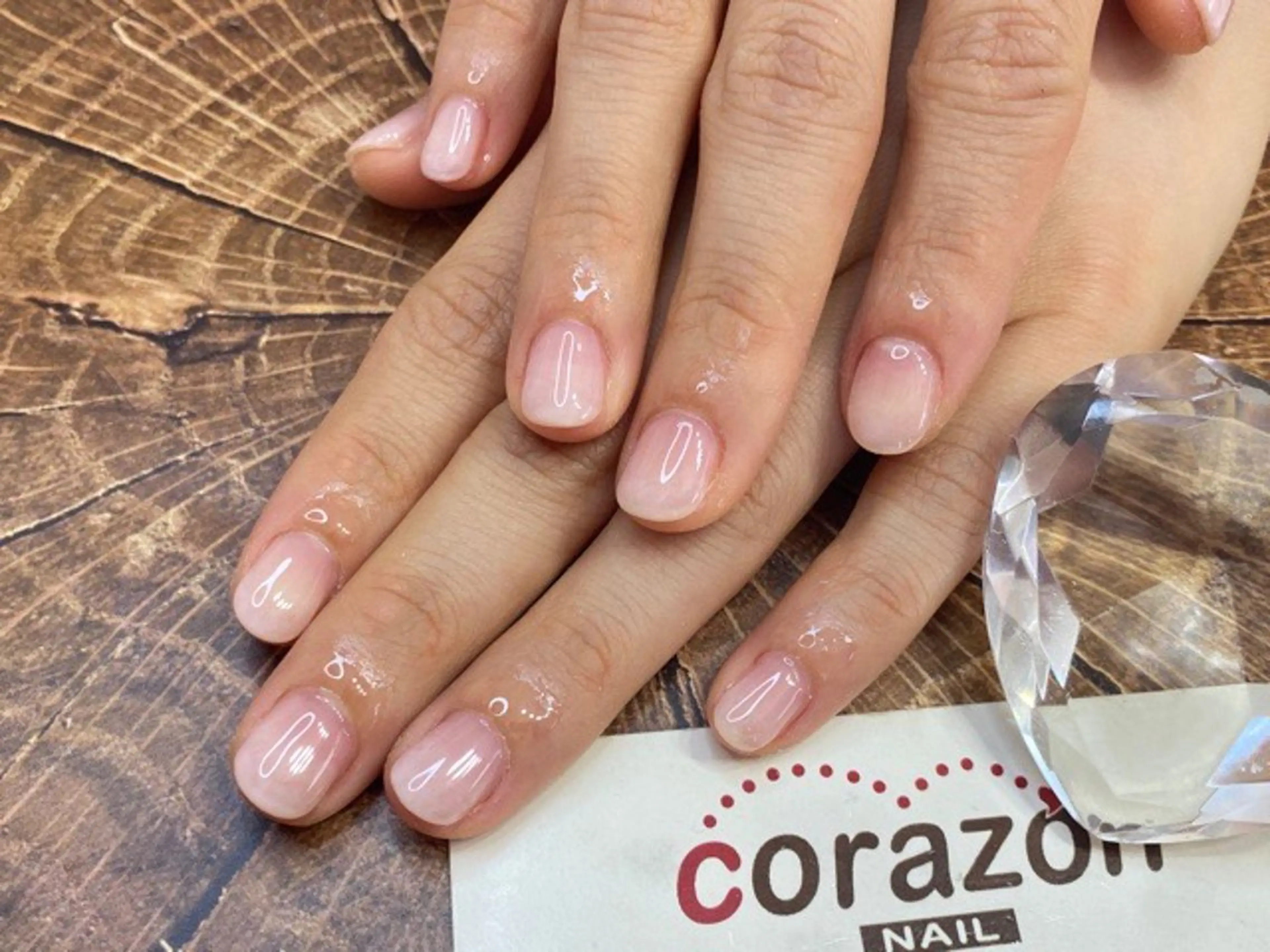 ネイル ジェルネイル グラデーション ハンドネイル corazon所属・ネイリスト aicoのネイルデザイン