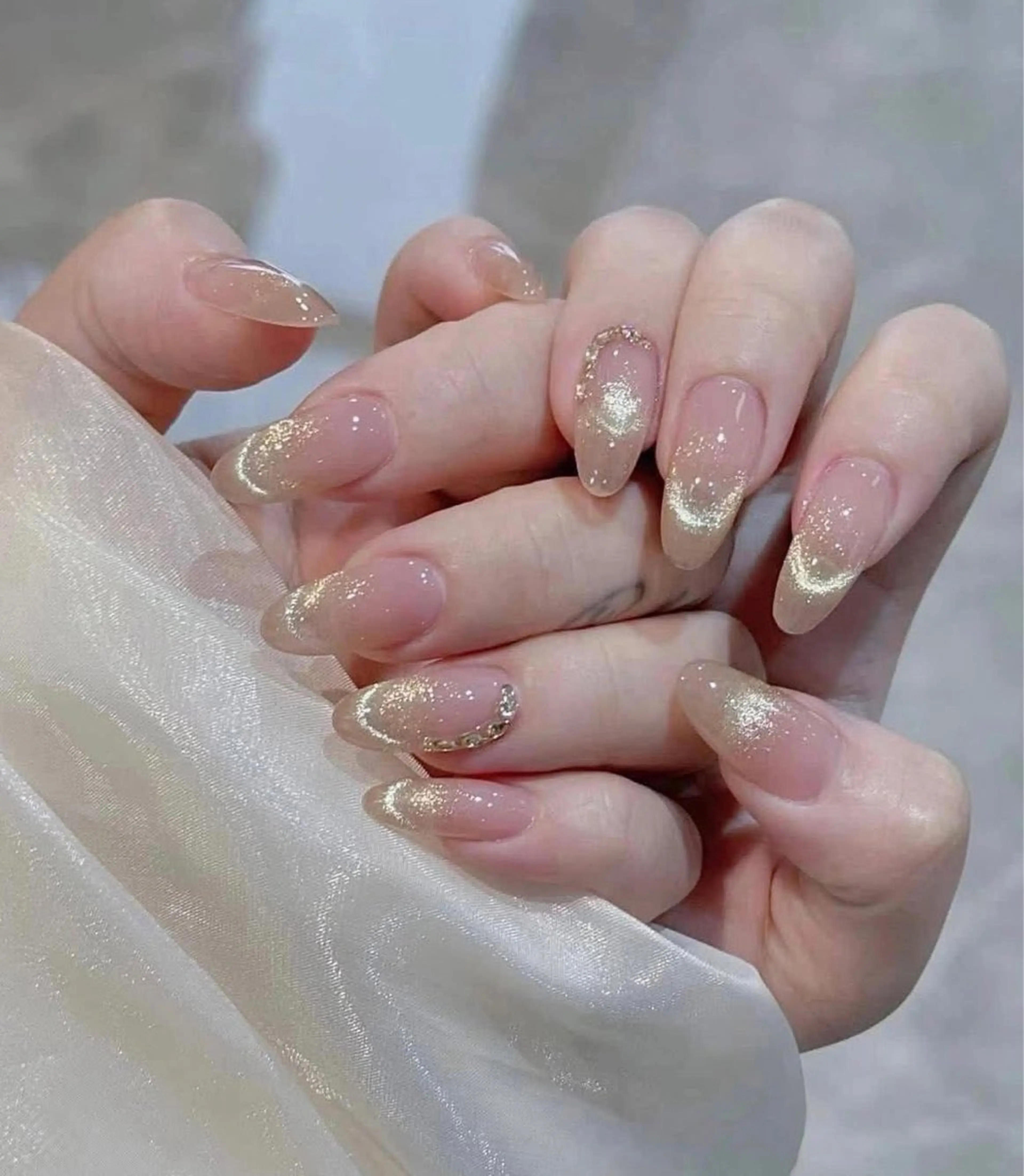 ネイル オーロラネイル チークネイル フットネイル フレンチネイル 韓国ネイル ハンドネイル Lumi Nailのネイルデザイン