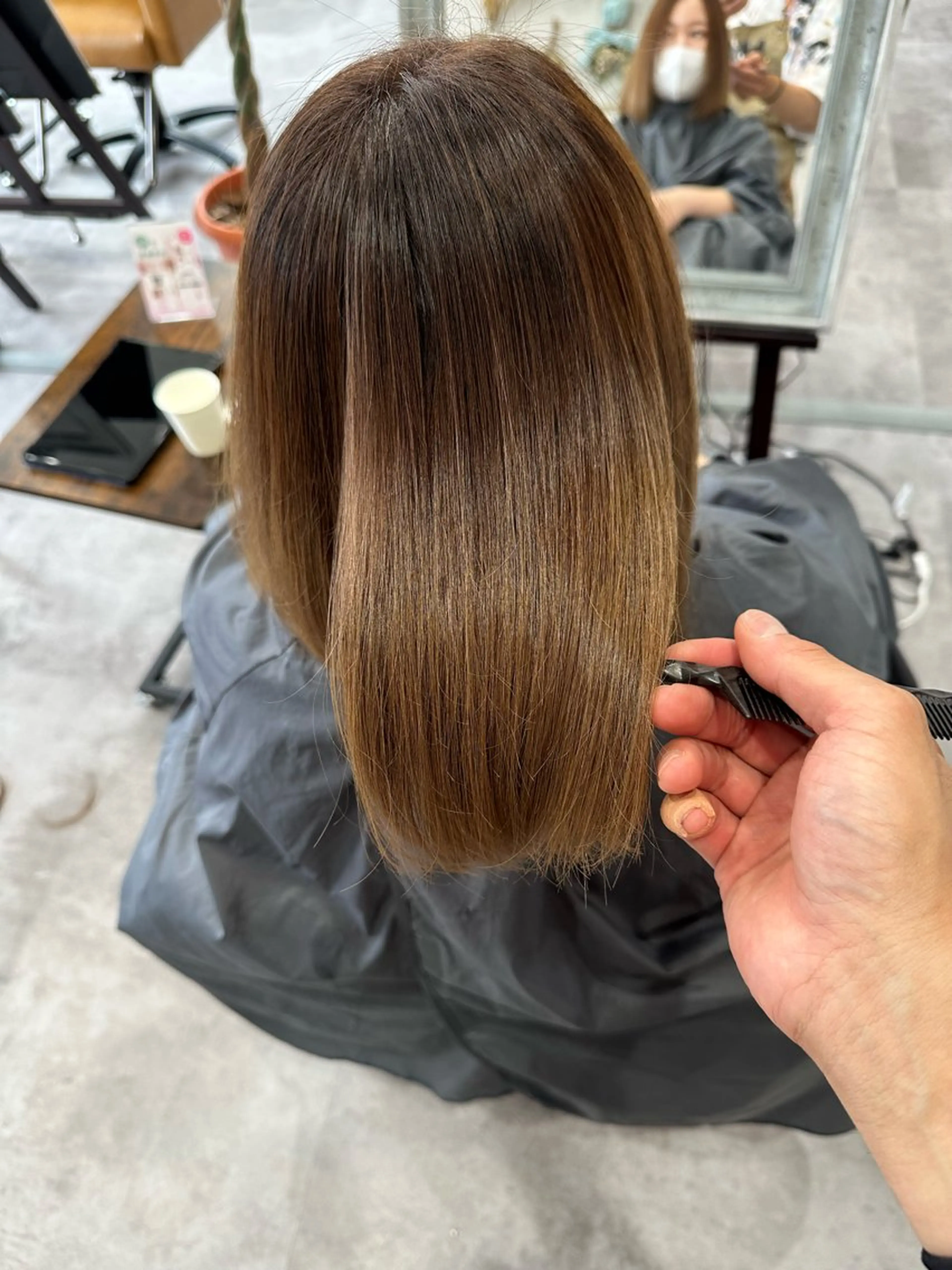 ミディアム 伊藤 裕貴のヘアスタイル