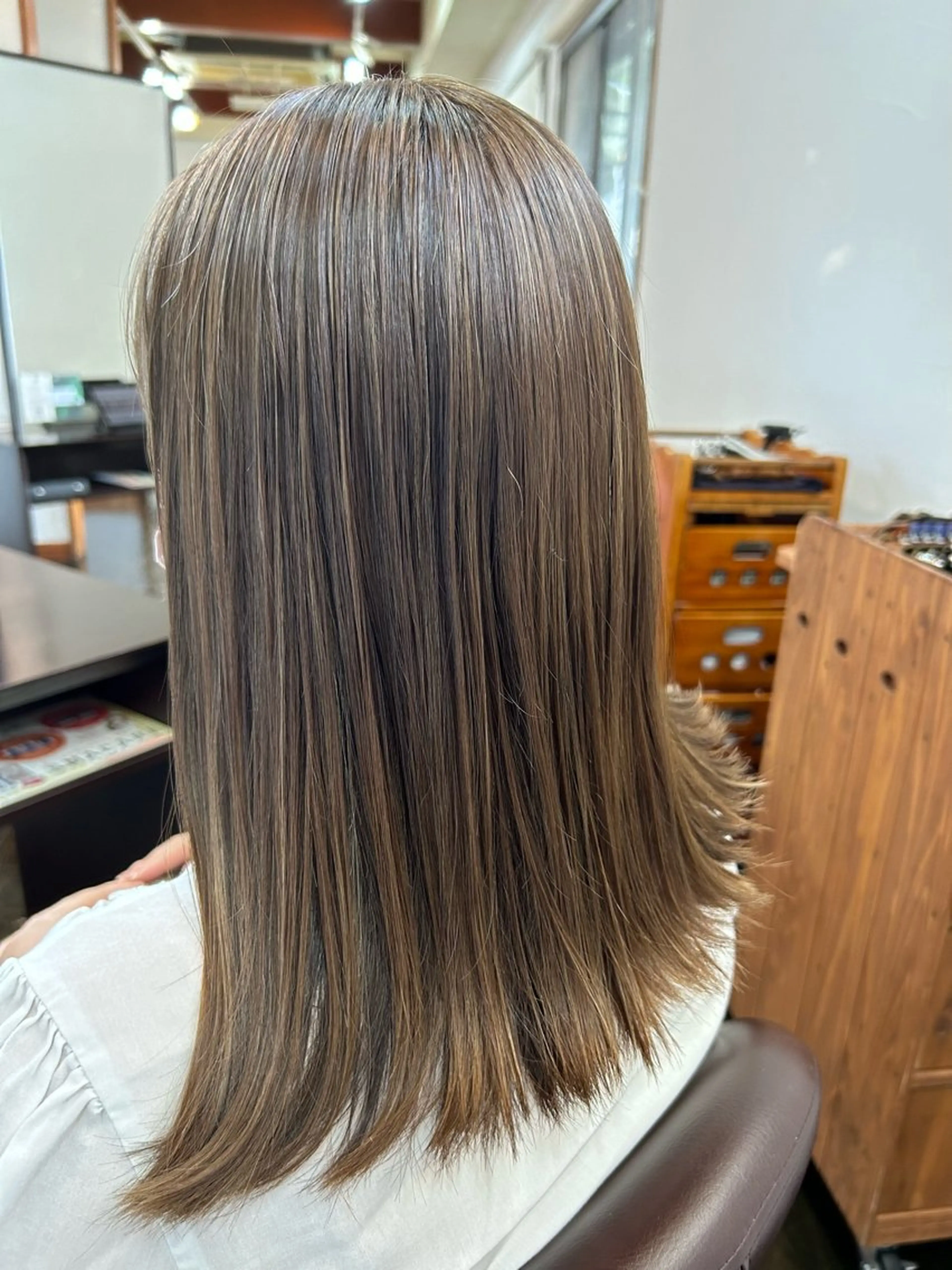 カラー アッシュ ベージュカラー 坂本 瑞季 🤍 髪質改善のヘアスタイル