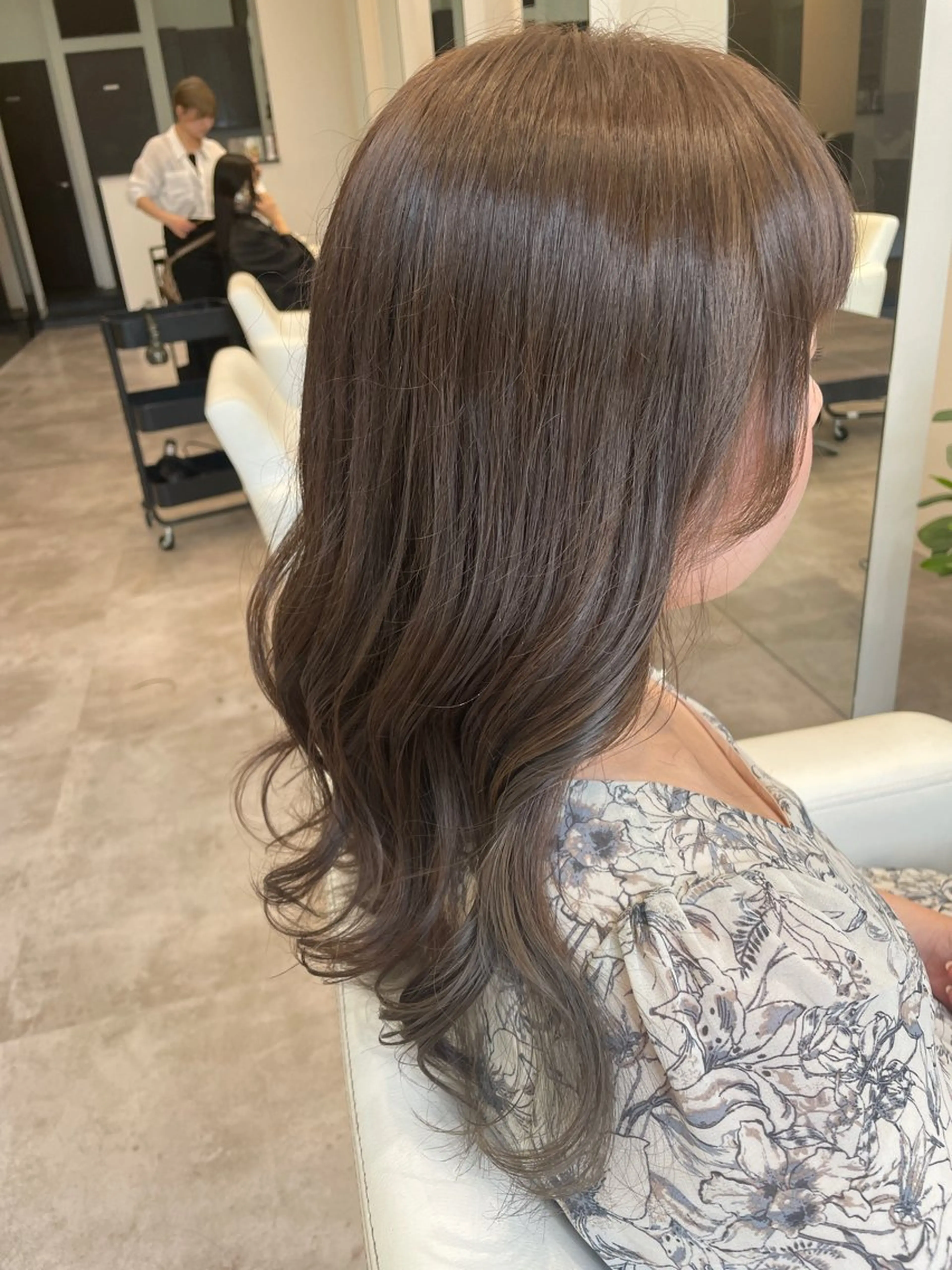 セミロング カット ヘアカラー 🤎渋谷髪質改善 ｜mei🤎のヘアスタイル