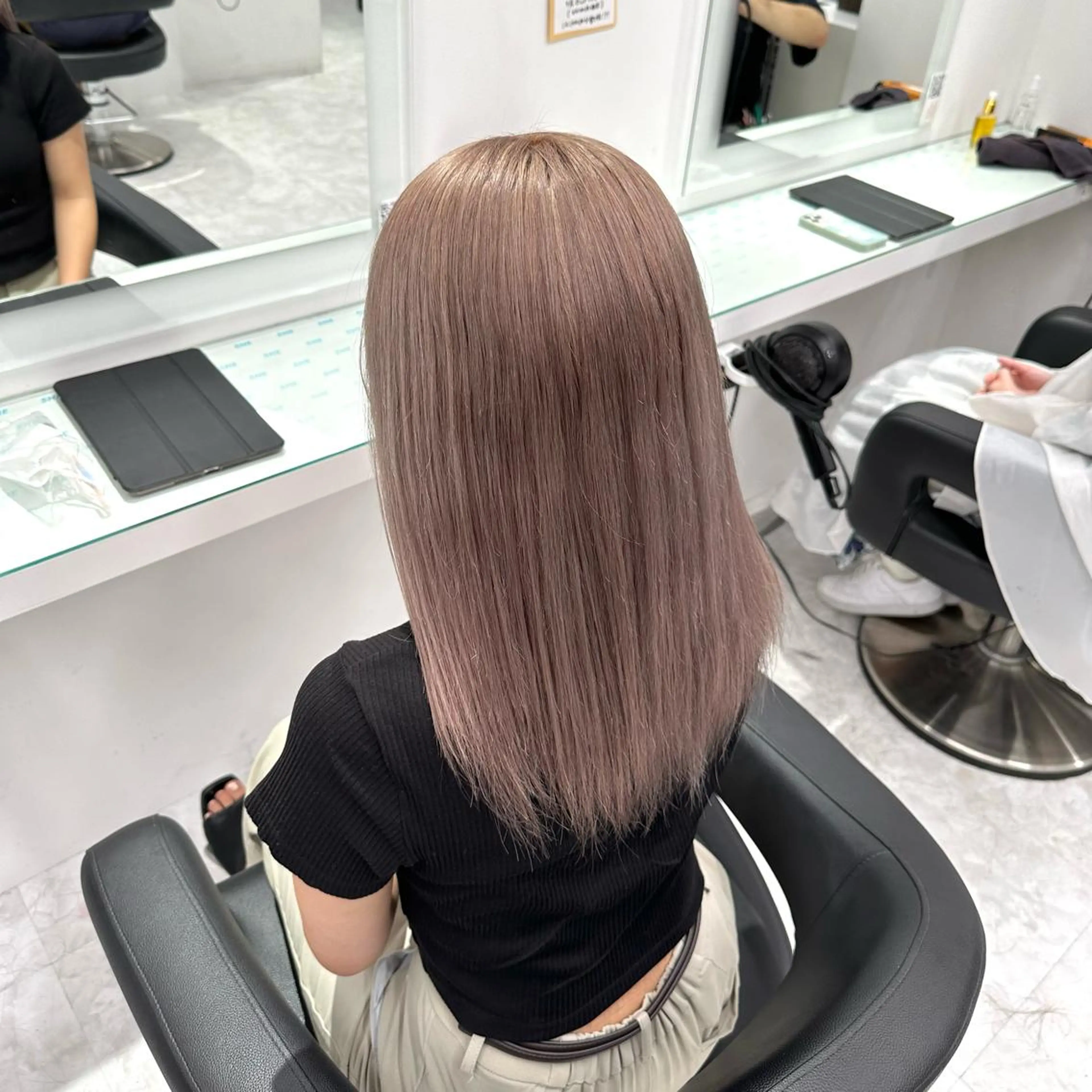 カラー 淡色カラー 🫧NAOYA 🫧のヘアスタイル