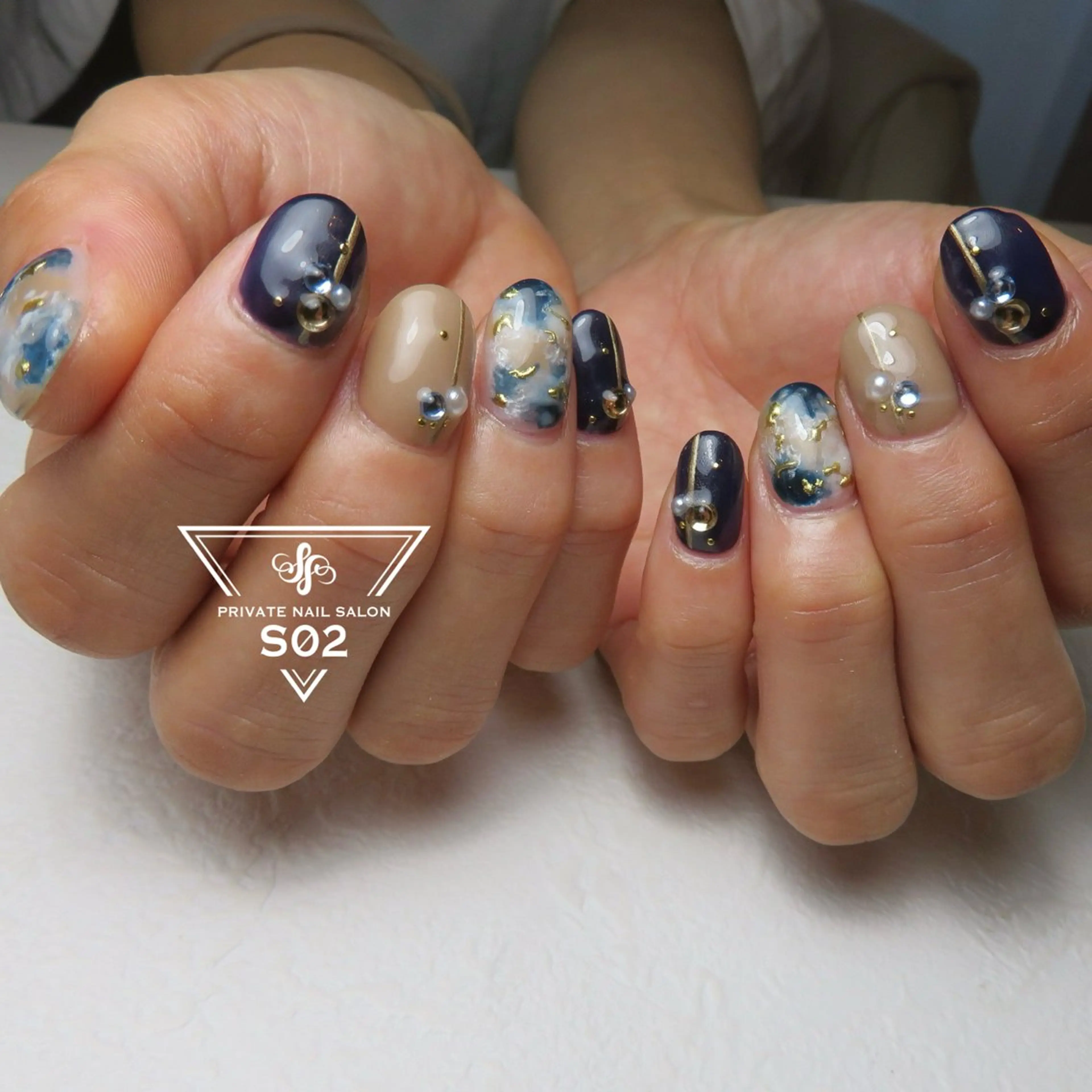 ネイル 持ち込み ネイビー S02 𝙲𝚑𝚒𝚎のネイルデザイン