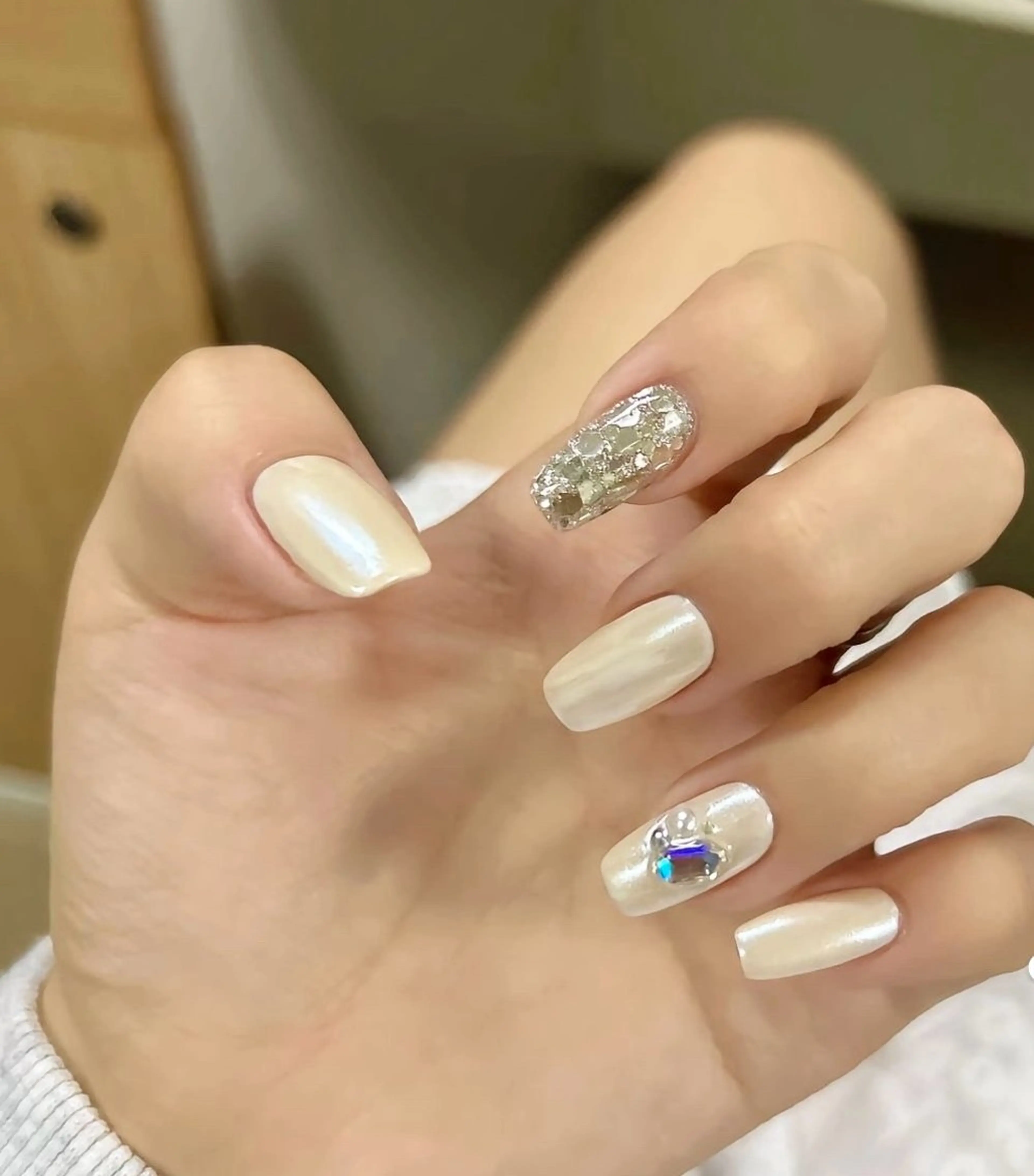 ネイル ハンドネイル ハンドケア モナ& あきのネイルデザイン