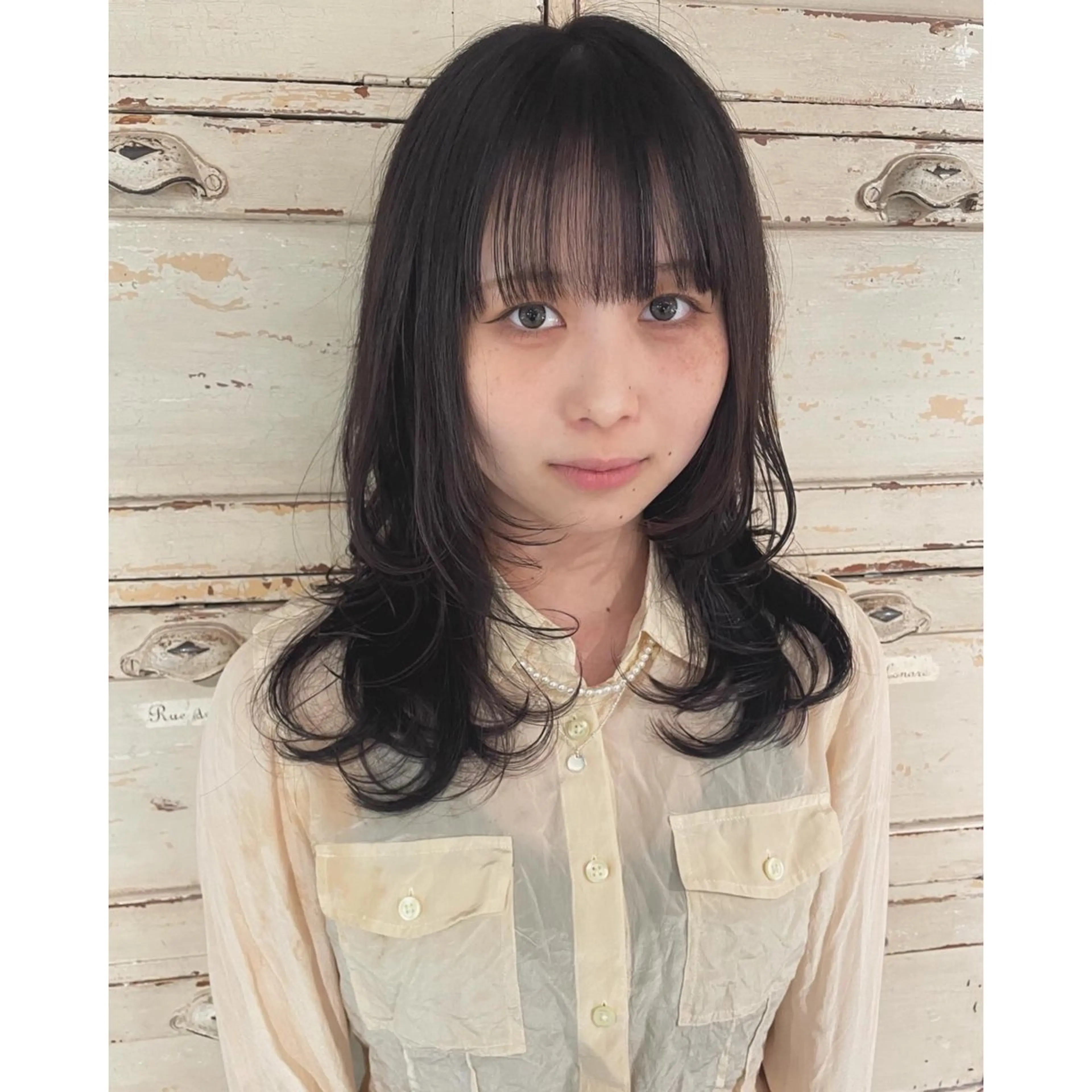 ミディアム カット RorriM natsuのヘアスタイル