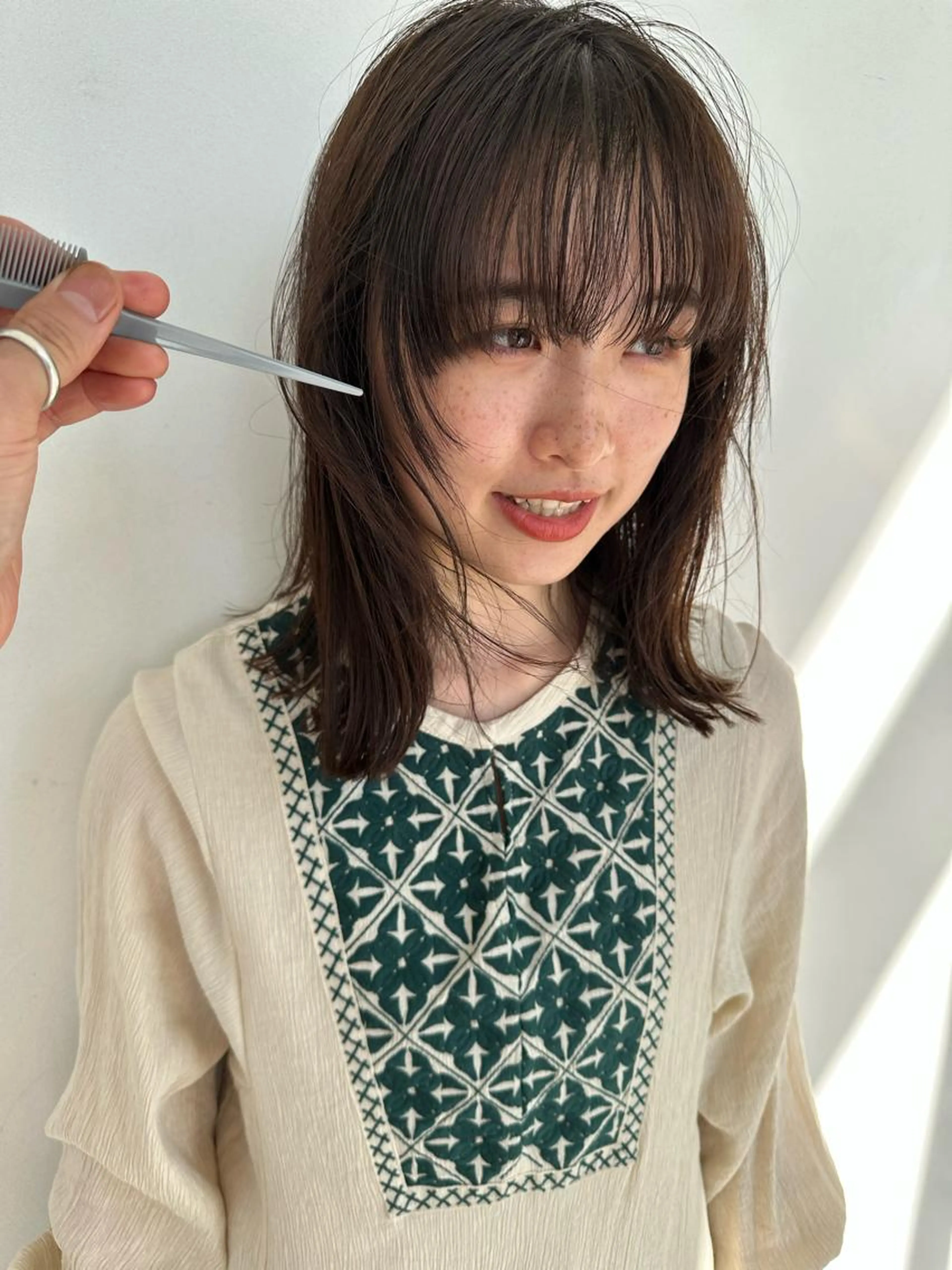 🌳ミニモ学割平日限定🌳似合わせカット&ワンカラー&炭酸シャンプー&2stepトリートメントの写真