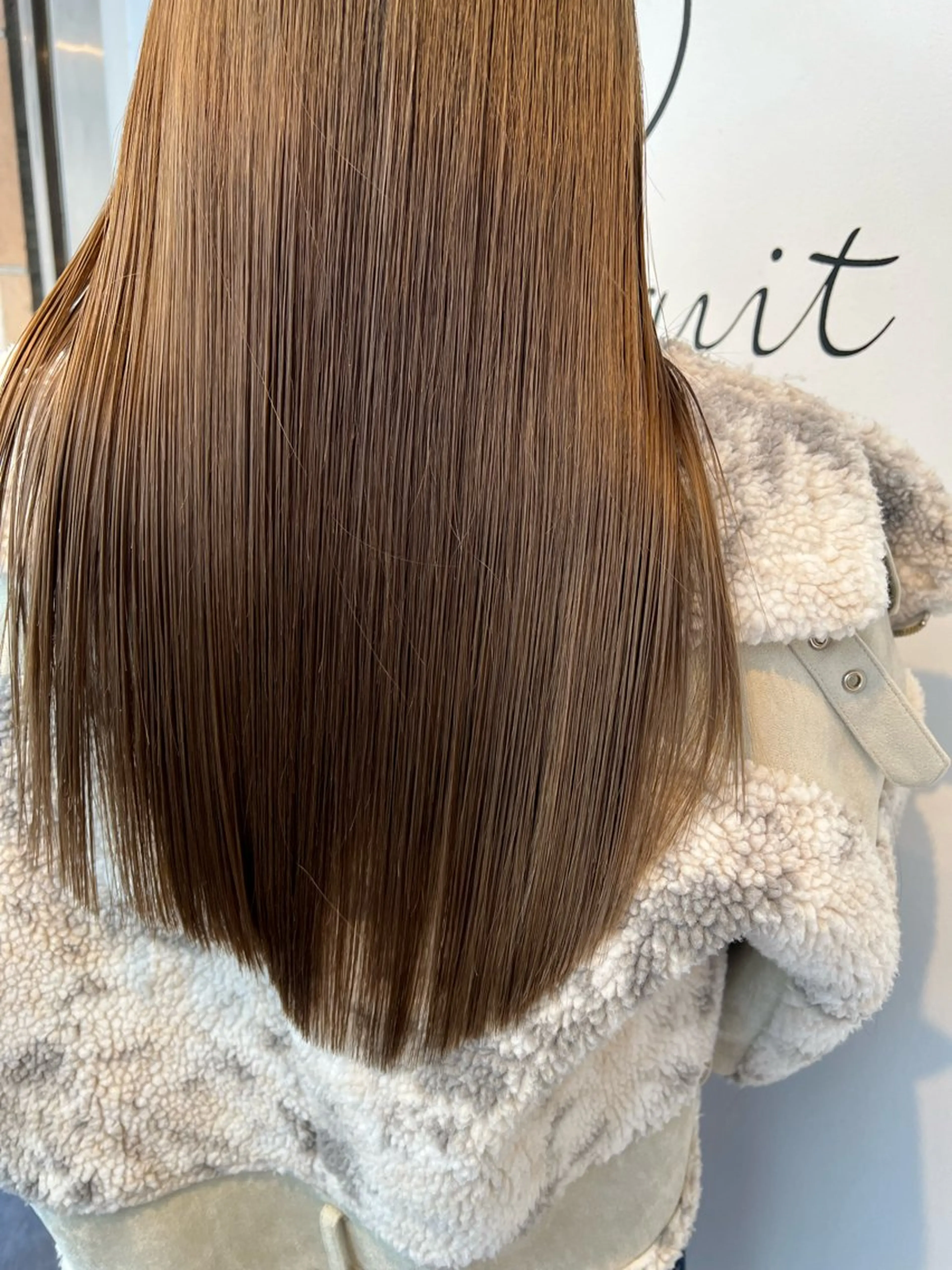 ロング カラー 中村 ひなたのヘアスタイル