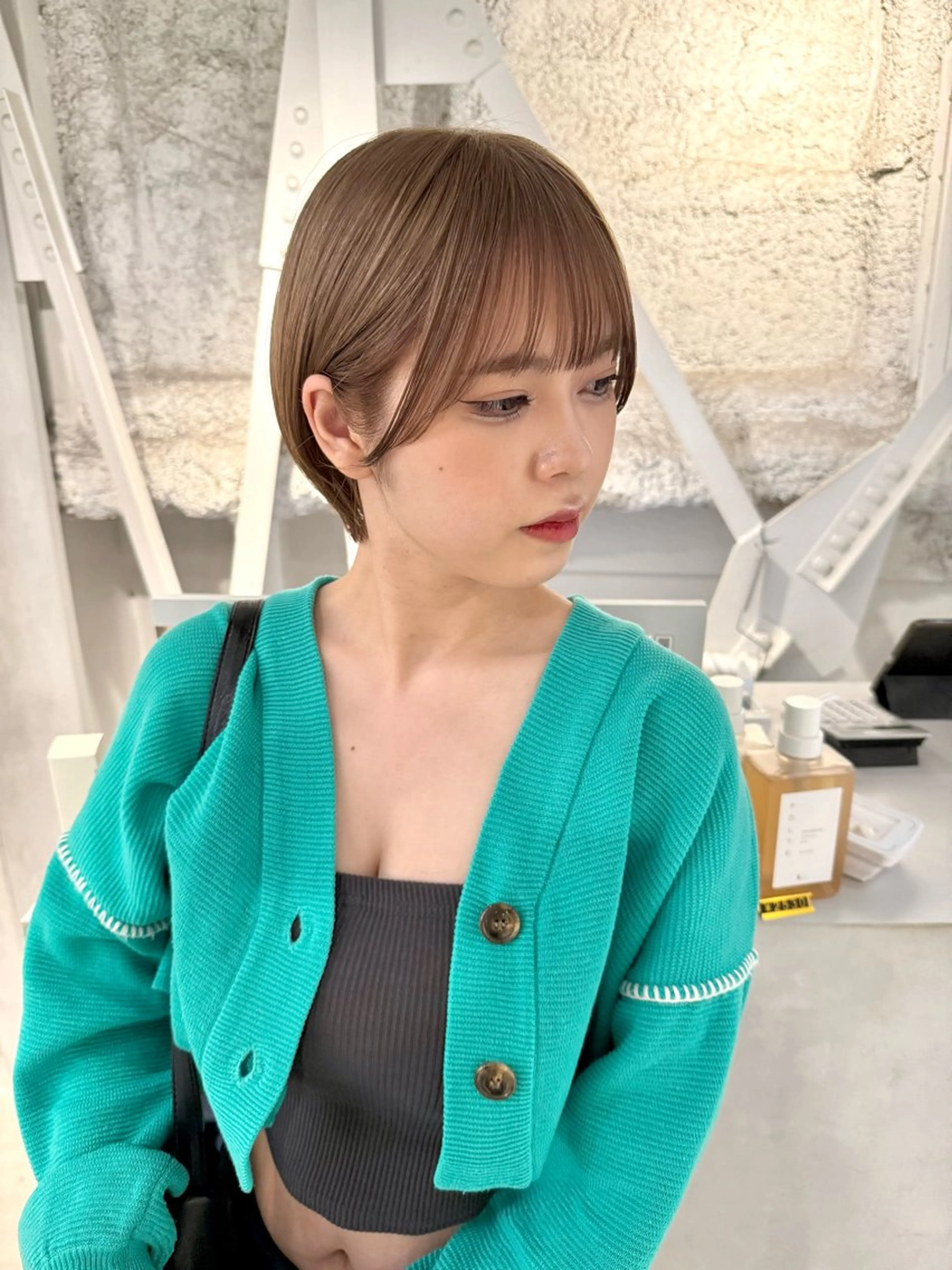 ショート カット ヘアカラー 骨格診断で絶対可愛い ✨丸みショート✨凌弥のヘアスタイル