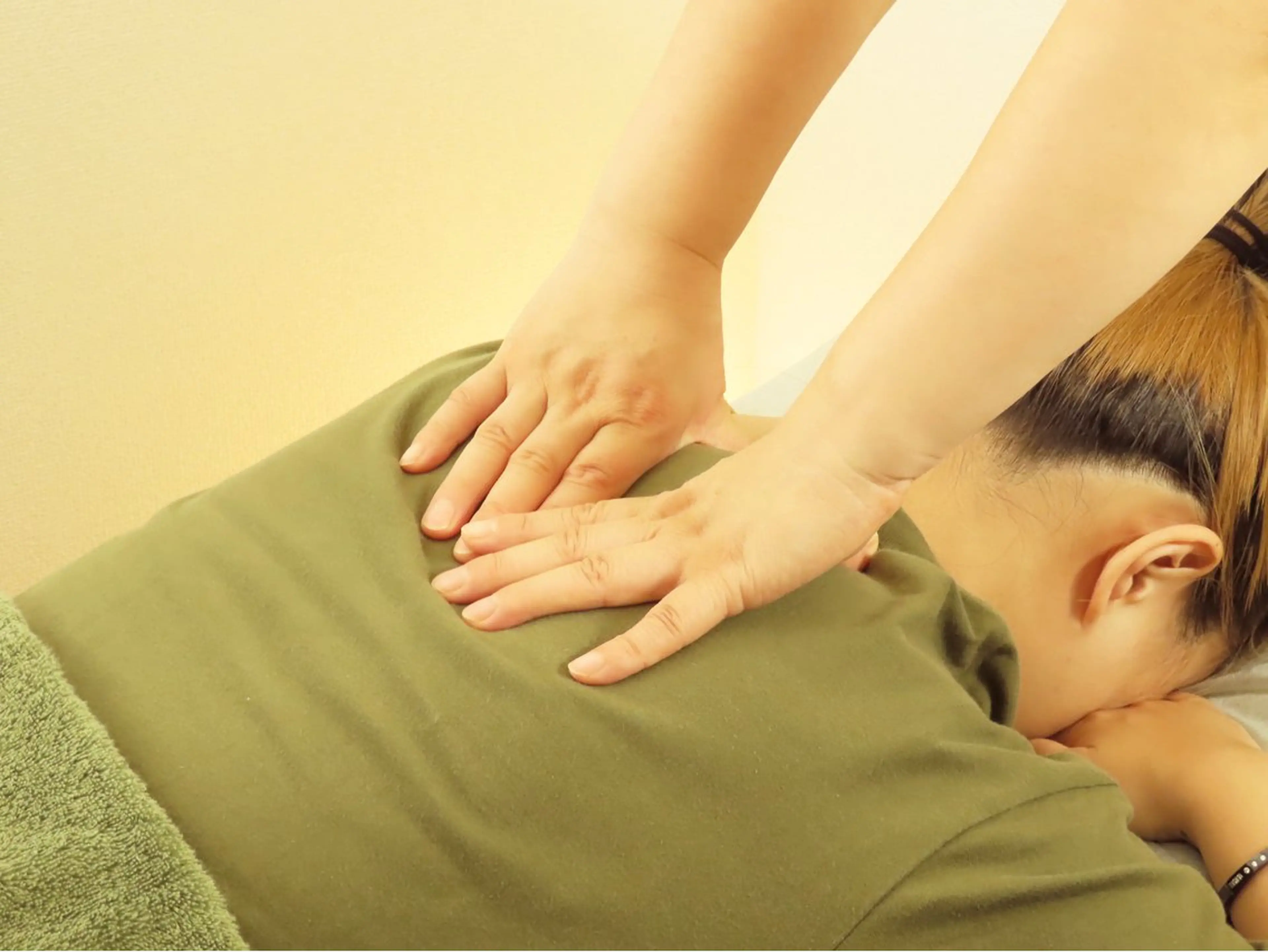 全身アロマオイルリンパマッサージ90分の写真