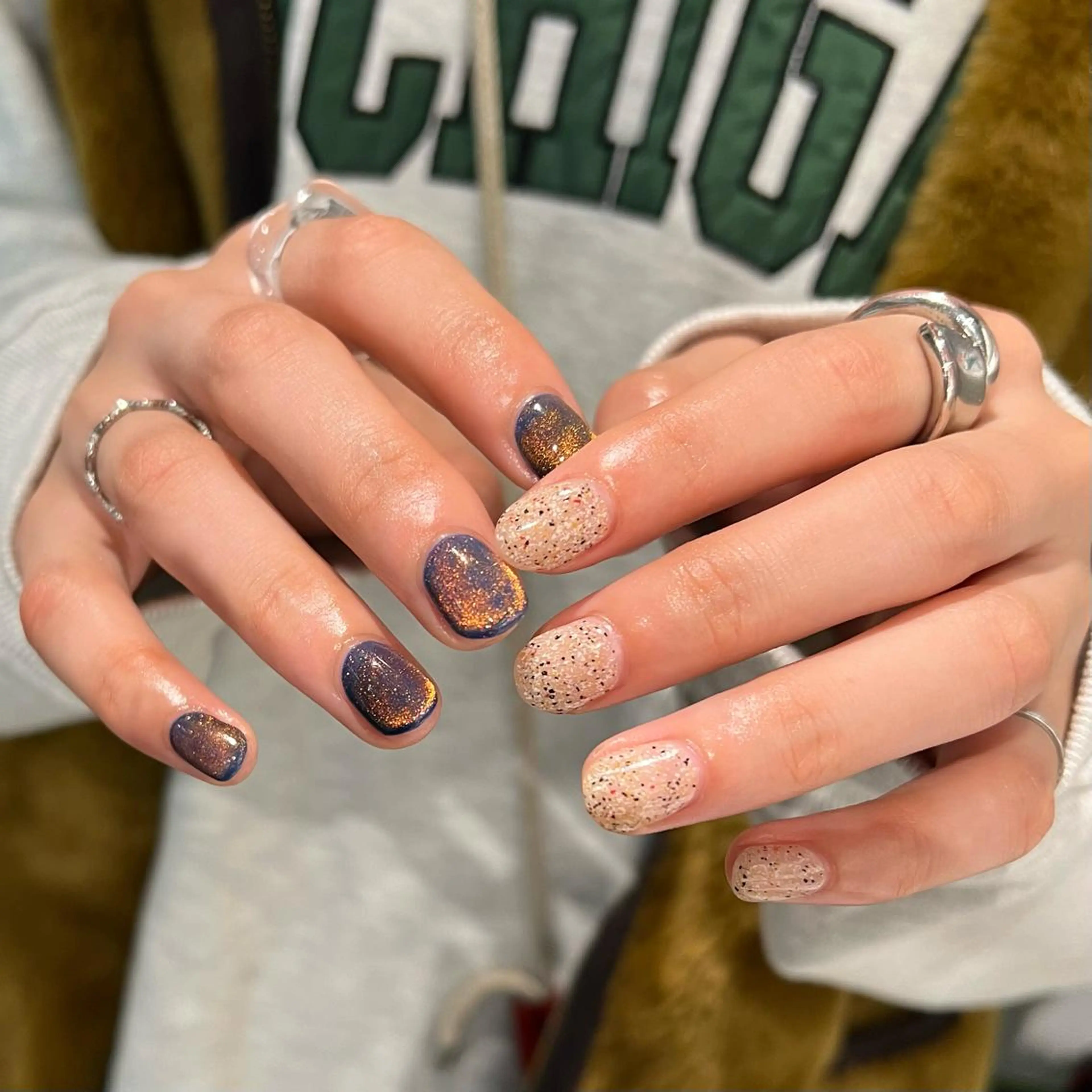 ネイル マグネットネイル ハンドネイル Nico所属・Nico🌛 Karenのネイルデザイン