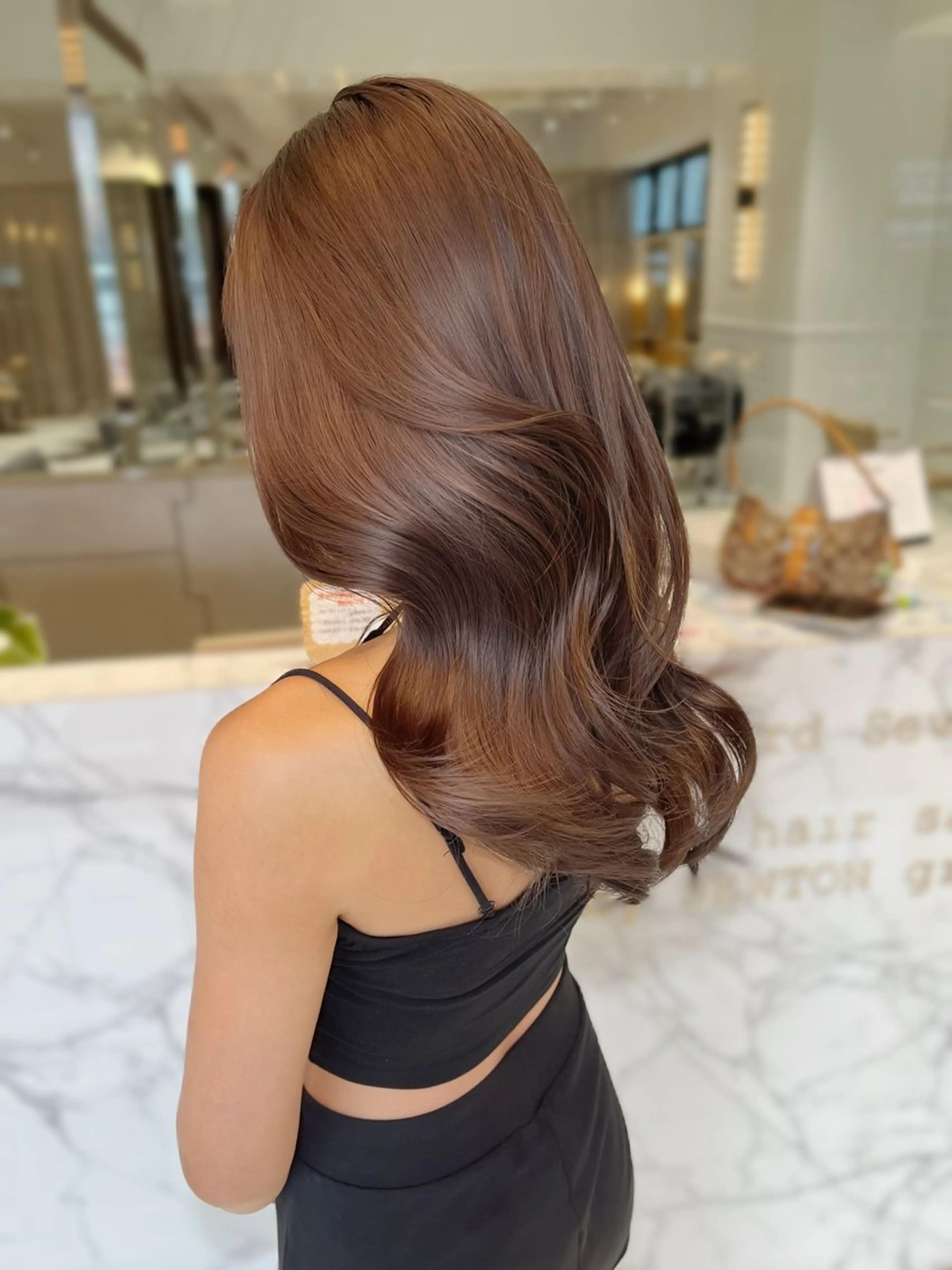 ロング ヘアカラー haruna .のヘアスタイル