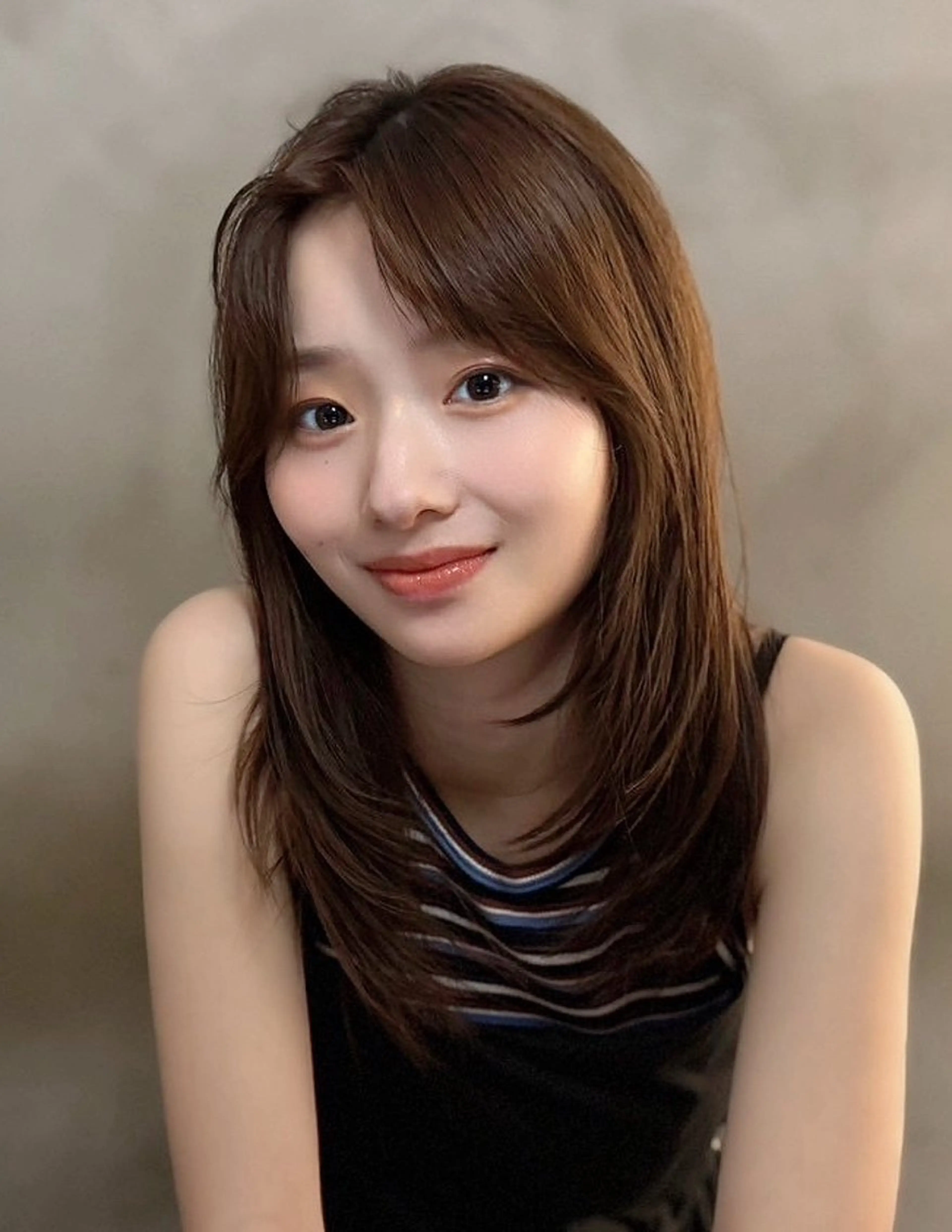 ミディアム [似合う小顔カット] 🪽MUNi恵比寿のヘアスタイル