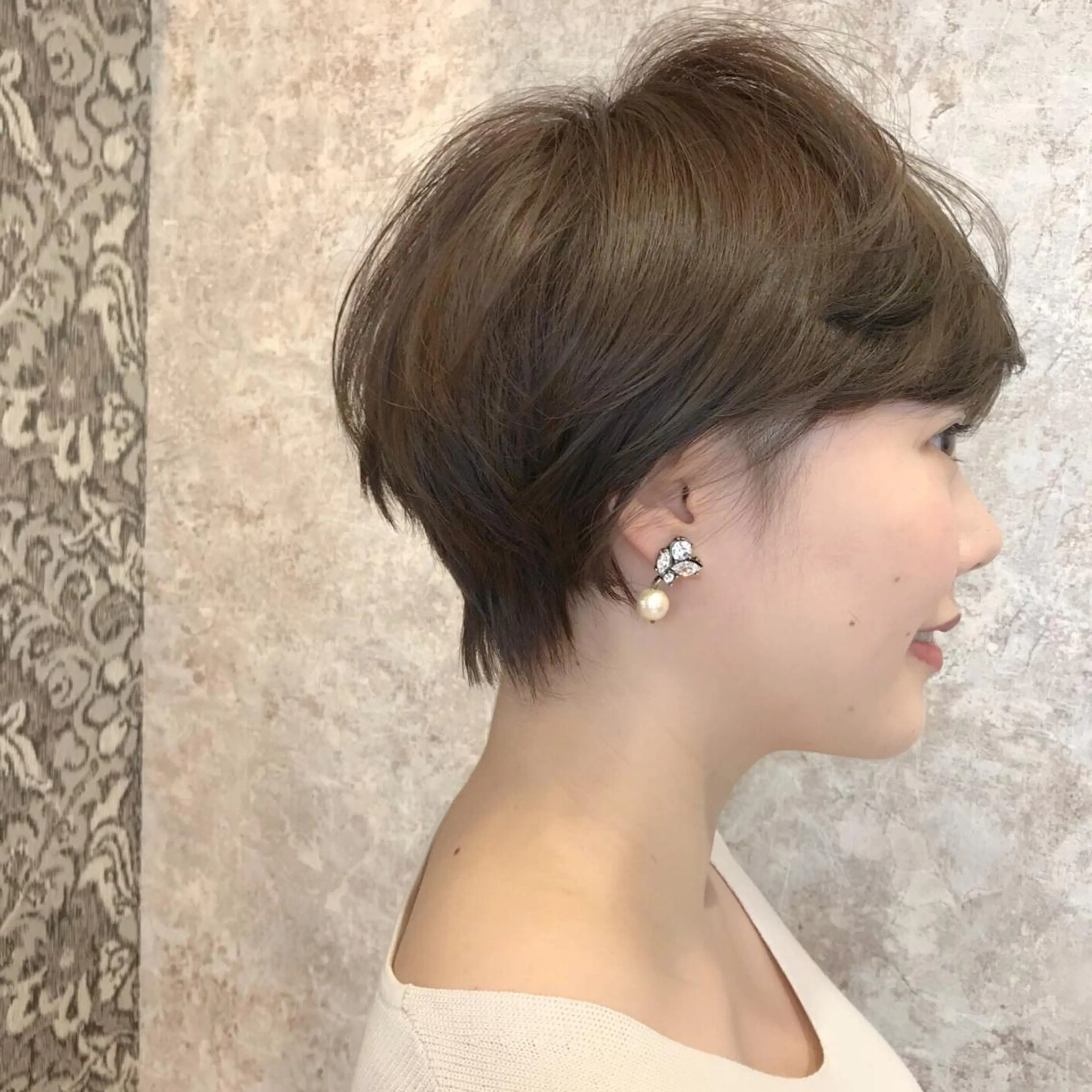 ショート カラー ショートヘア HARUNA🤍 大人ショートヘアのヘアスタイル