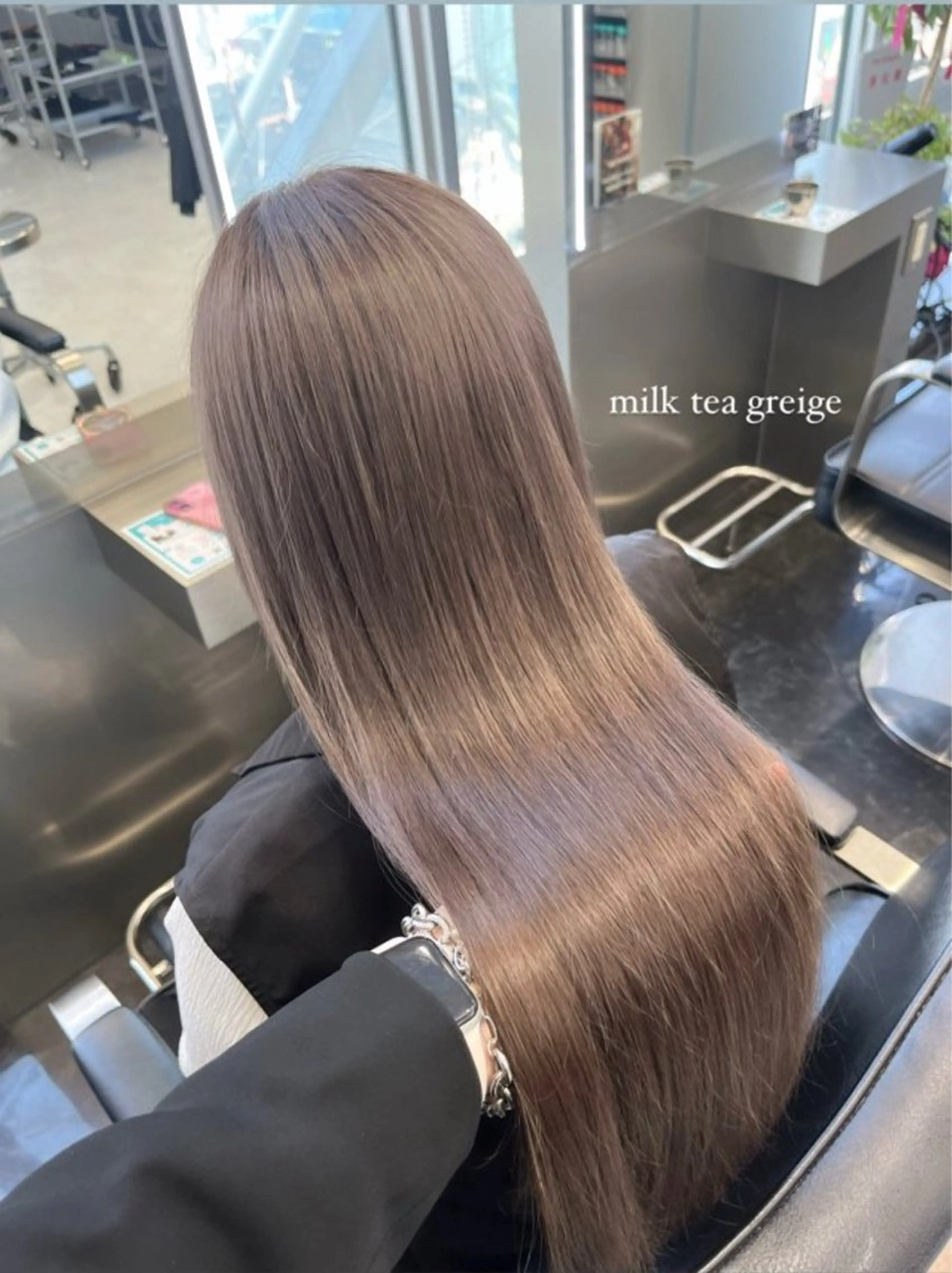 ロング カラー ヘアアレンジ カット ヘアカラー トリートメント ヘアセット ハイトーン/透明感 髪質改善/rinaのヘアスタイル