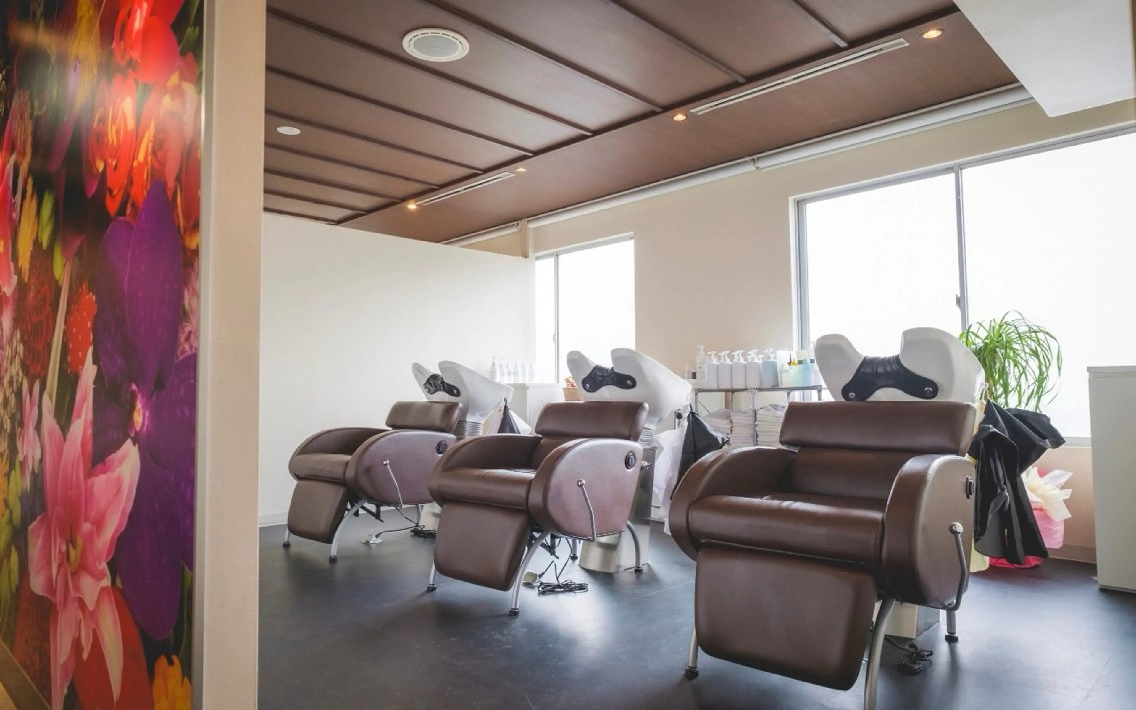 W_SALON ［触れたくなる艶髪］のヘアスタイル