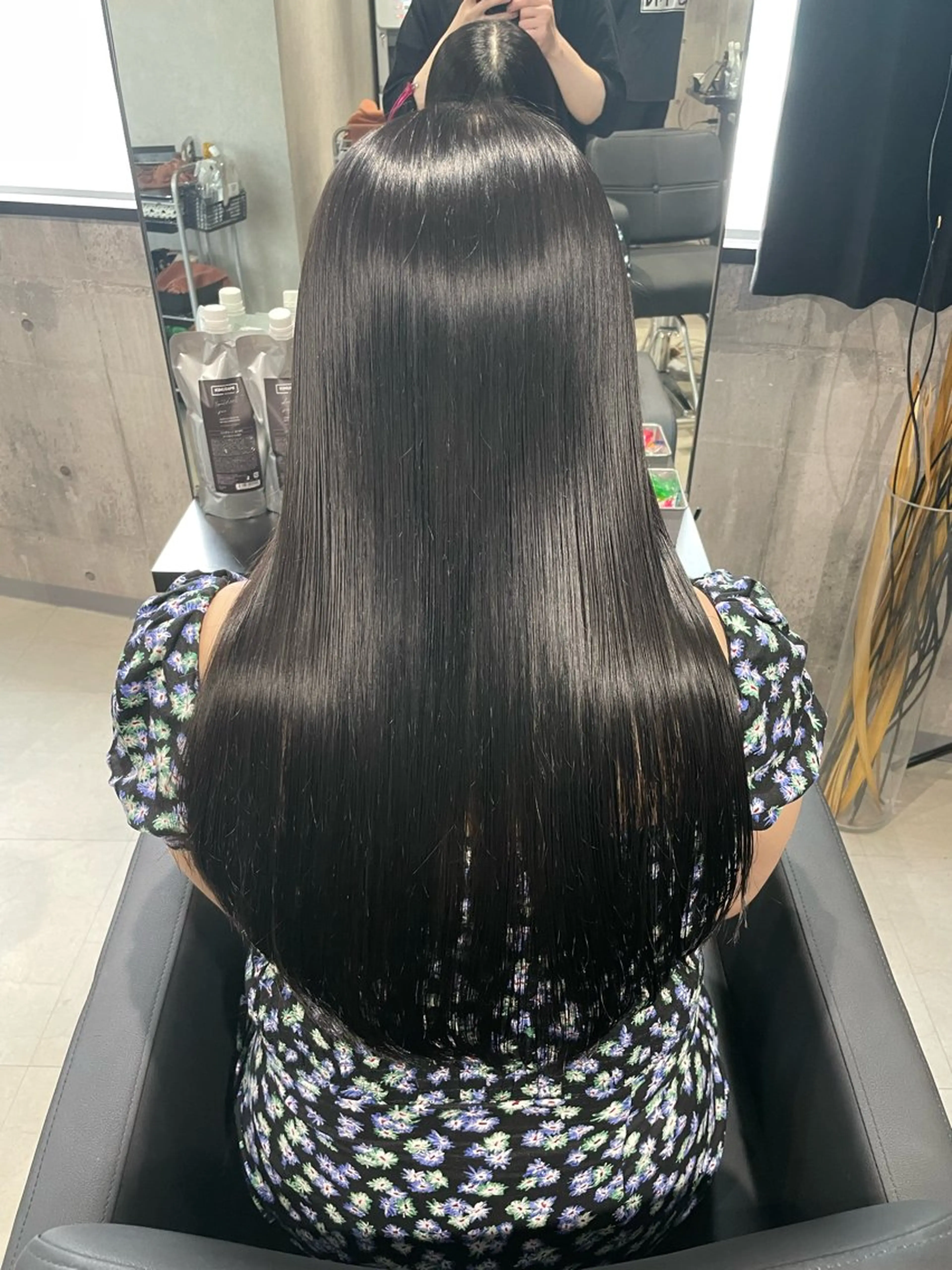 ロング カラー アッシュ アッシュグレー カット トリートメント 髪質改善/艶カラー Hiroakiのヘアスタイル