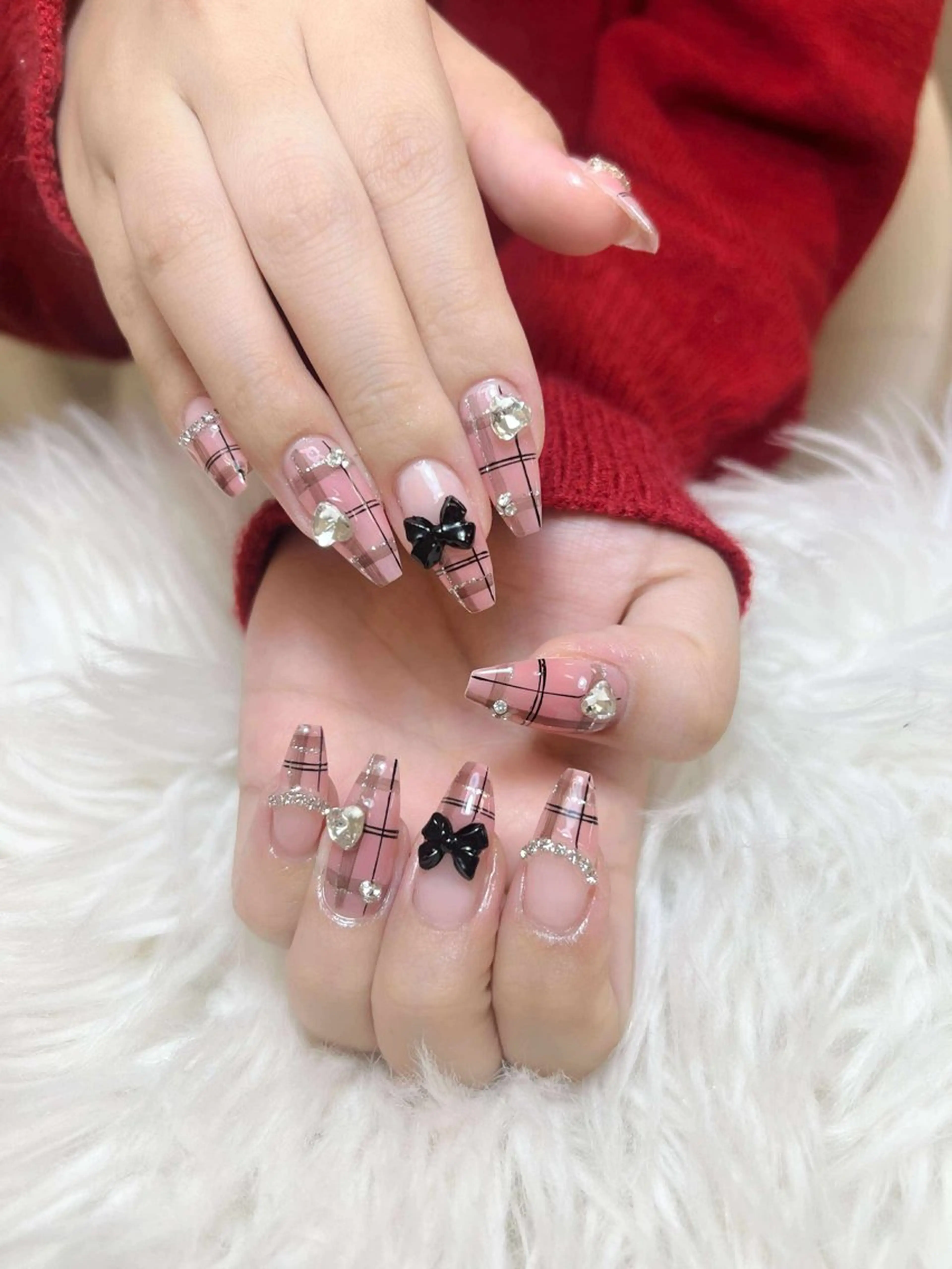 ネイル アートネイル オーロラネイル チークネイル 長さ出し フットネイル Noiranail_ studio川越西口のネイルデザイン