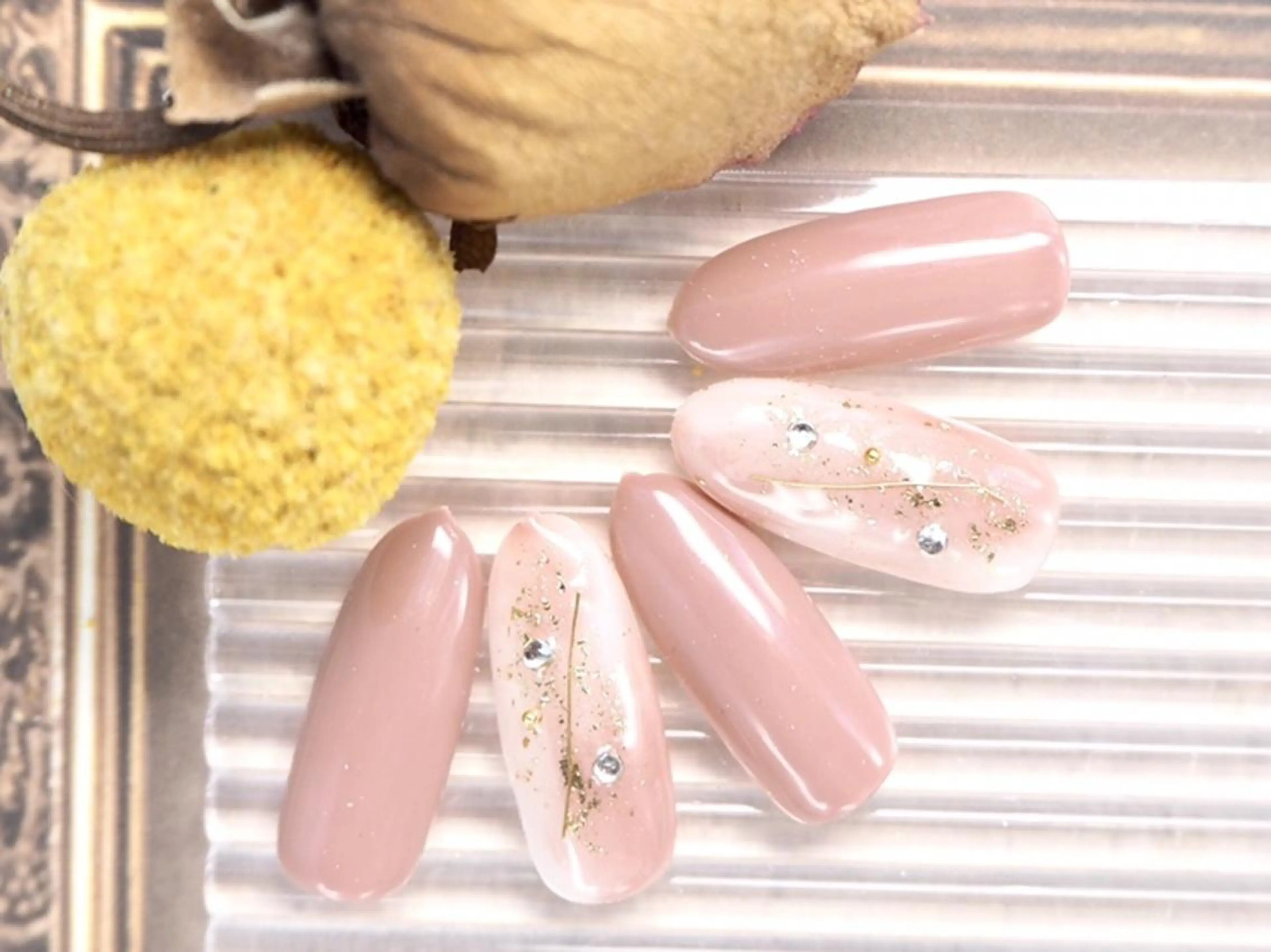 ネイル ハンドネイル ハンドケア ビューティーサロン ヘゼリヒのネイルデザイン