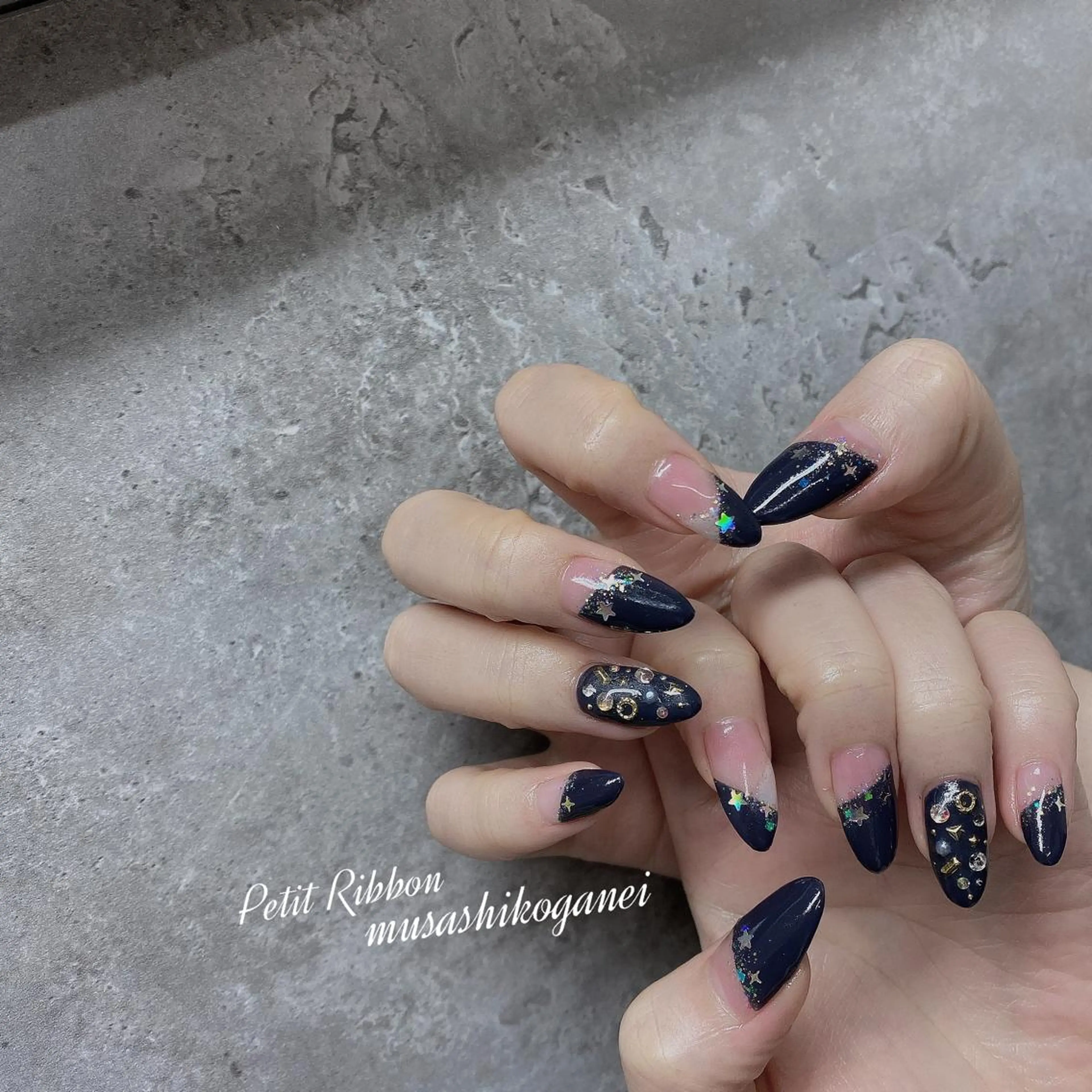 ネイル ネイルPetit Ribbonのネイルデザイン