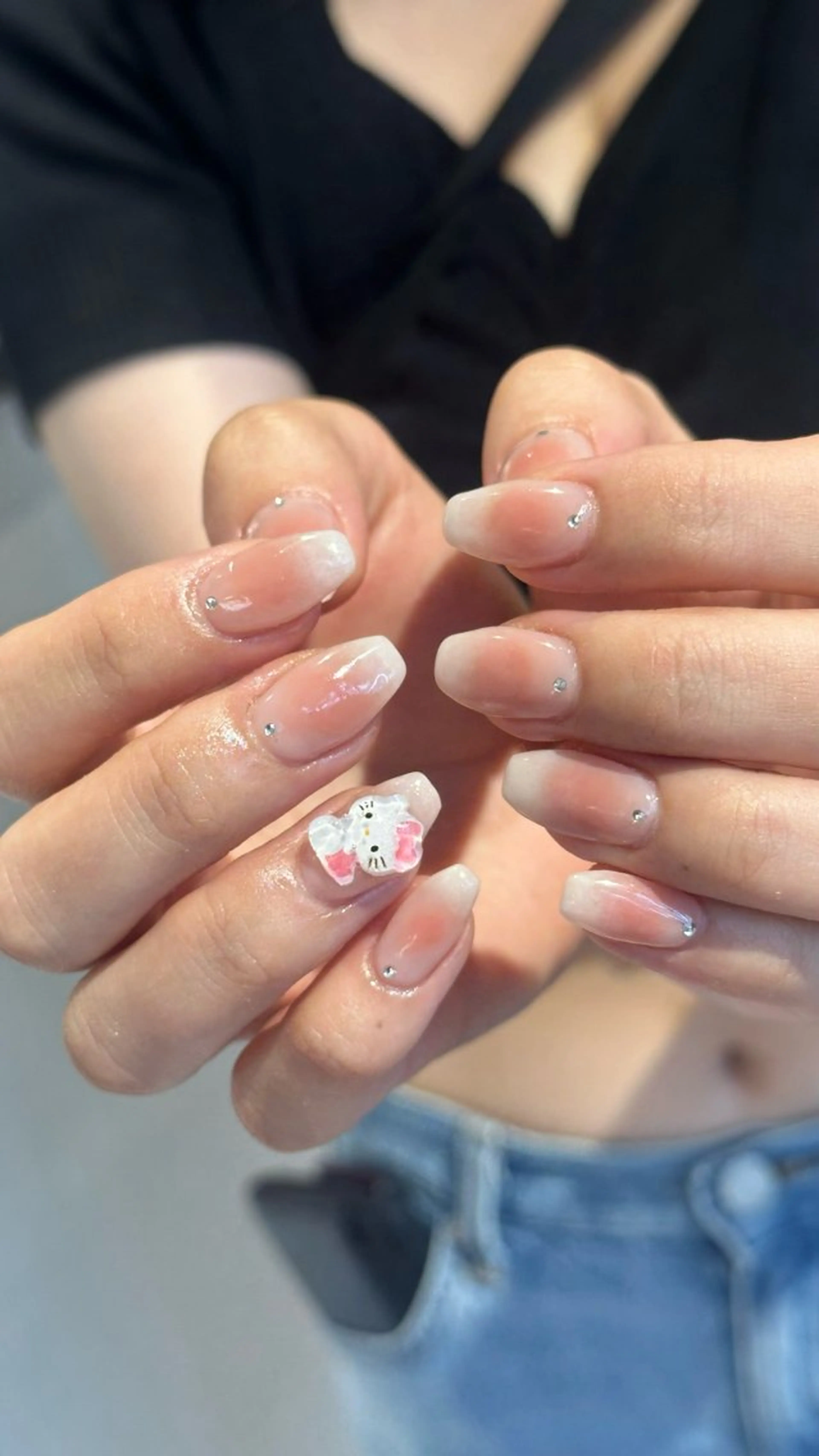 ネイル ハンドネイル 🎀韓国レイヤー特化 🎀ベージュ/ミクのヘアスタイル