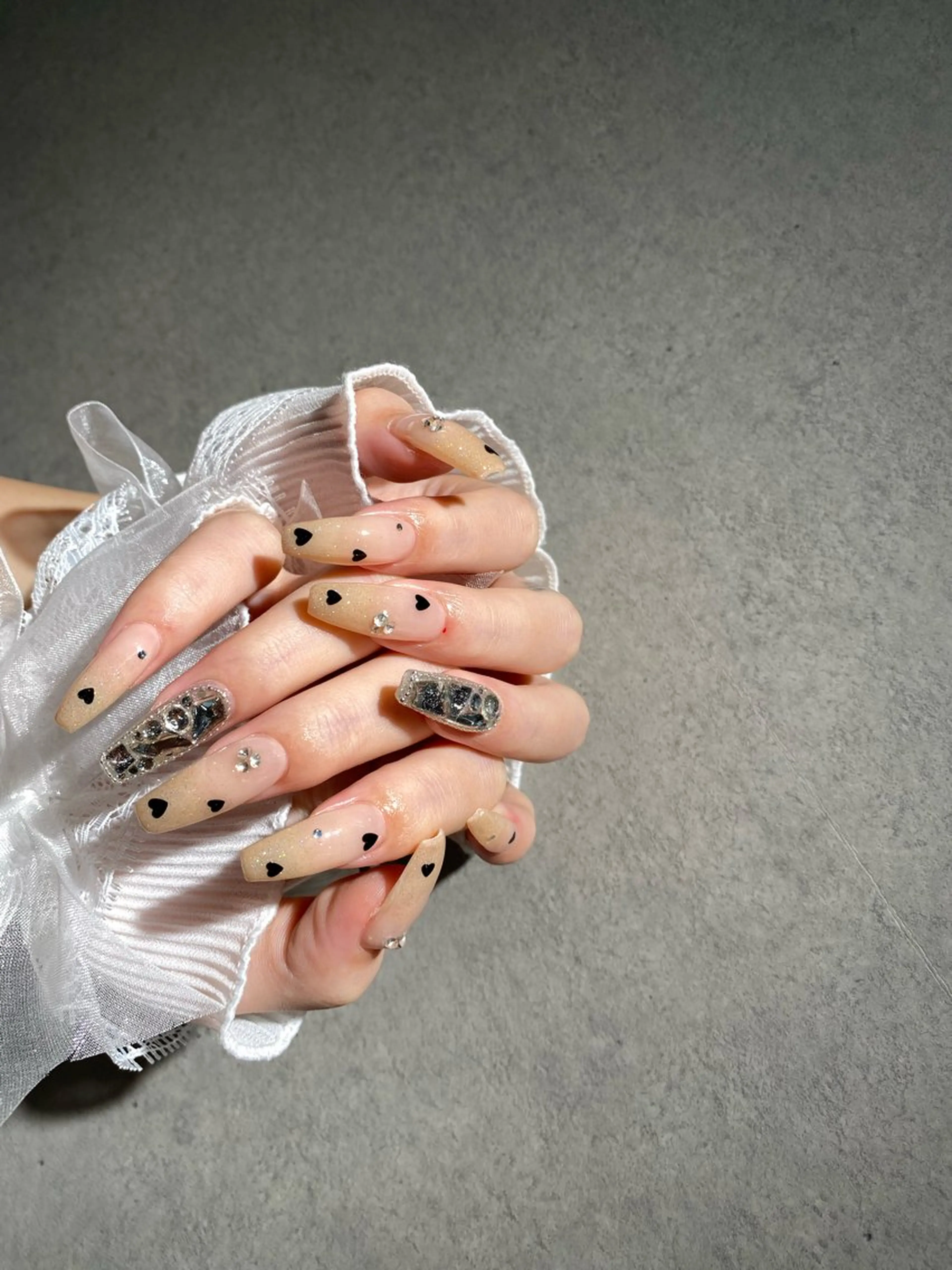 ネイル I-nailロング /ワンホン/キラキラのネイルデザイン