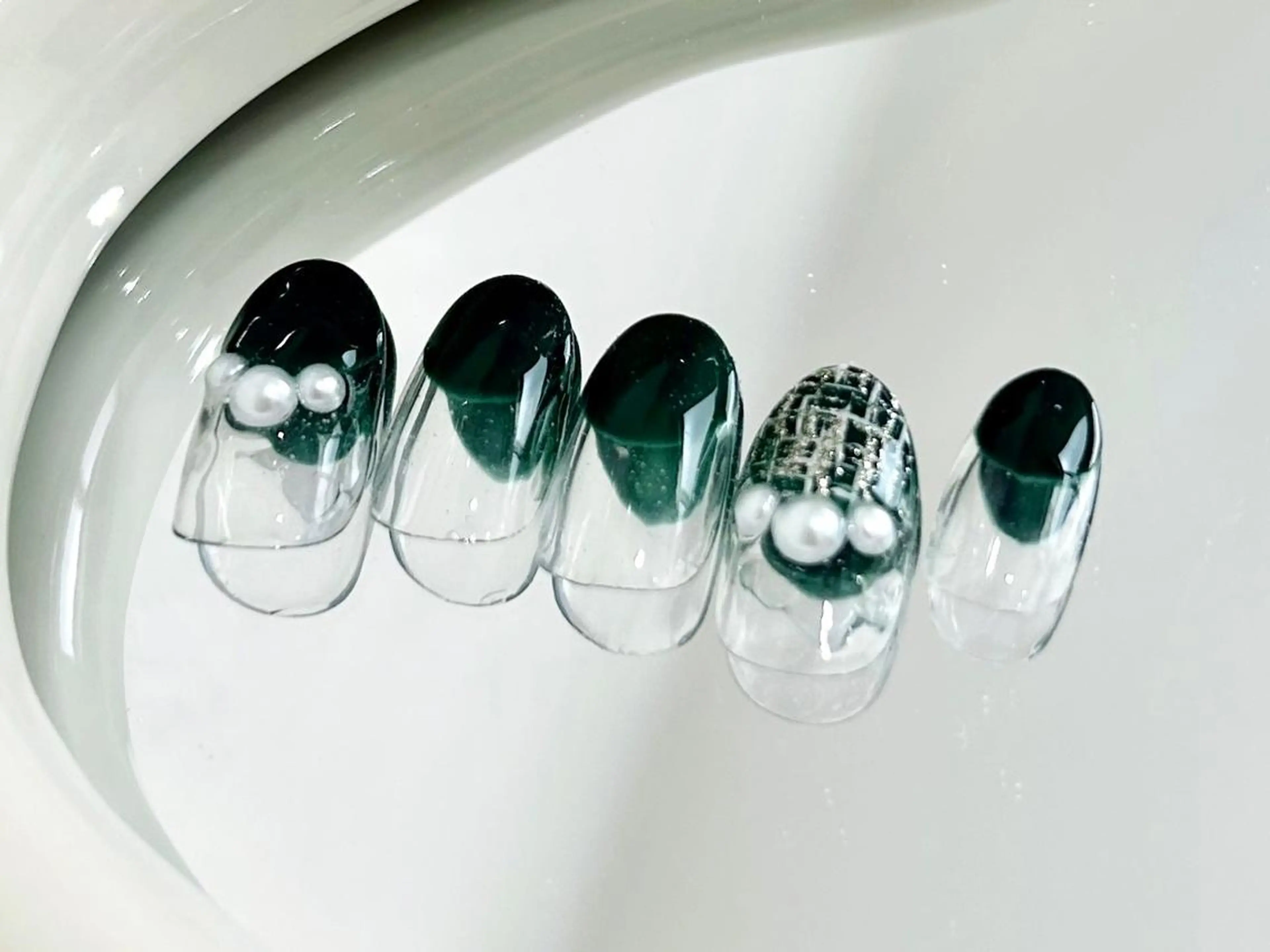 ネイル ハンドネイル アイ.ネイリスト りこの眉毛・アイブロウイメージ