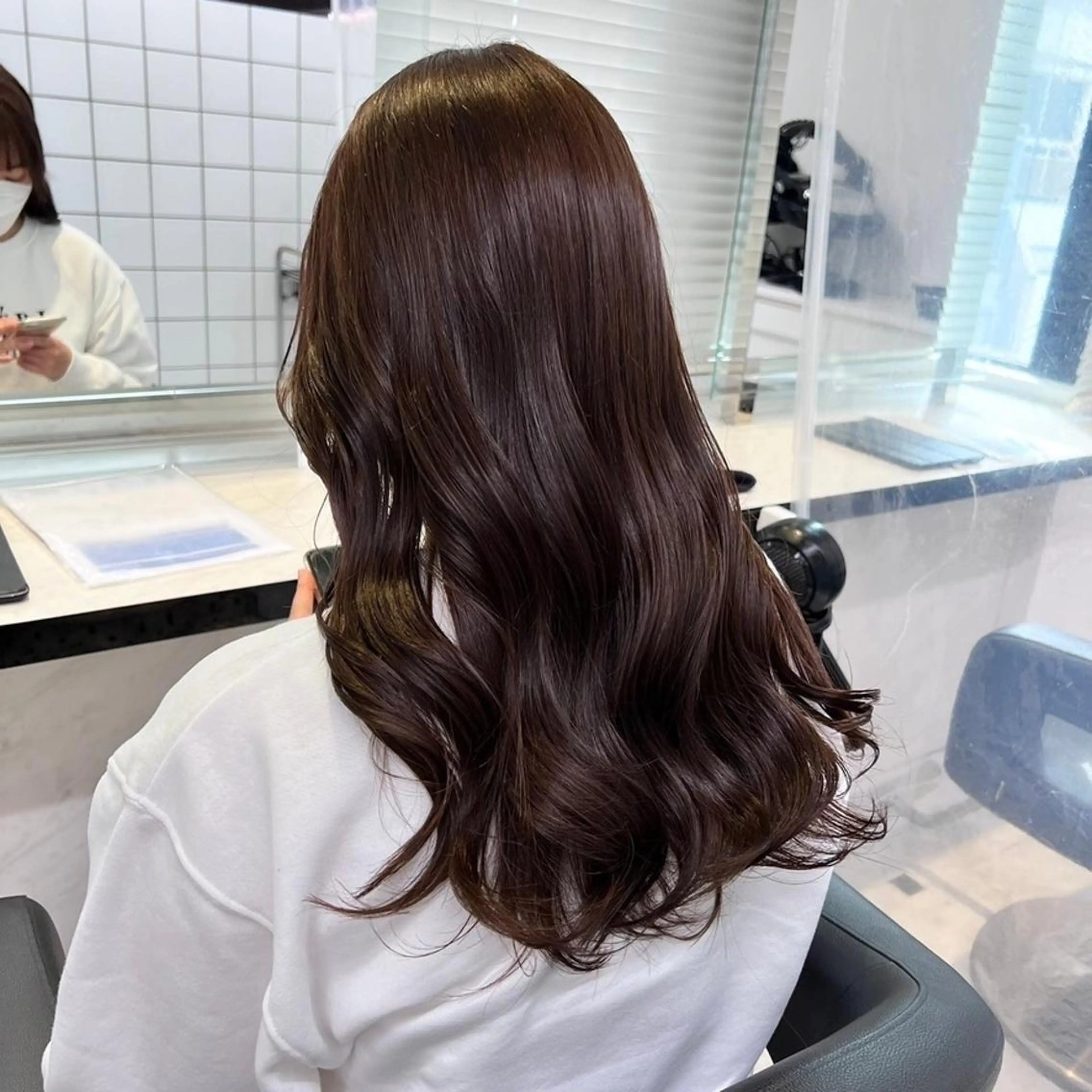 カラー 盛れる上質ワンホン ヘア🤍YUME🤍のヘアスタイル