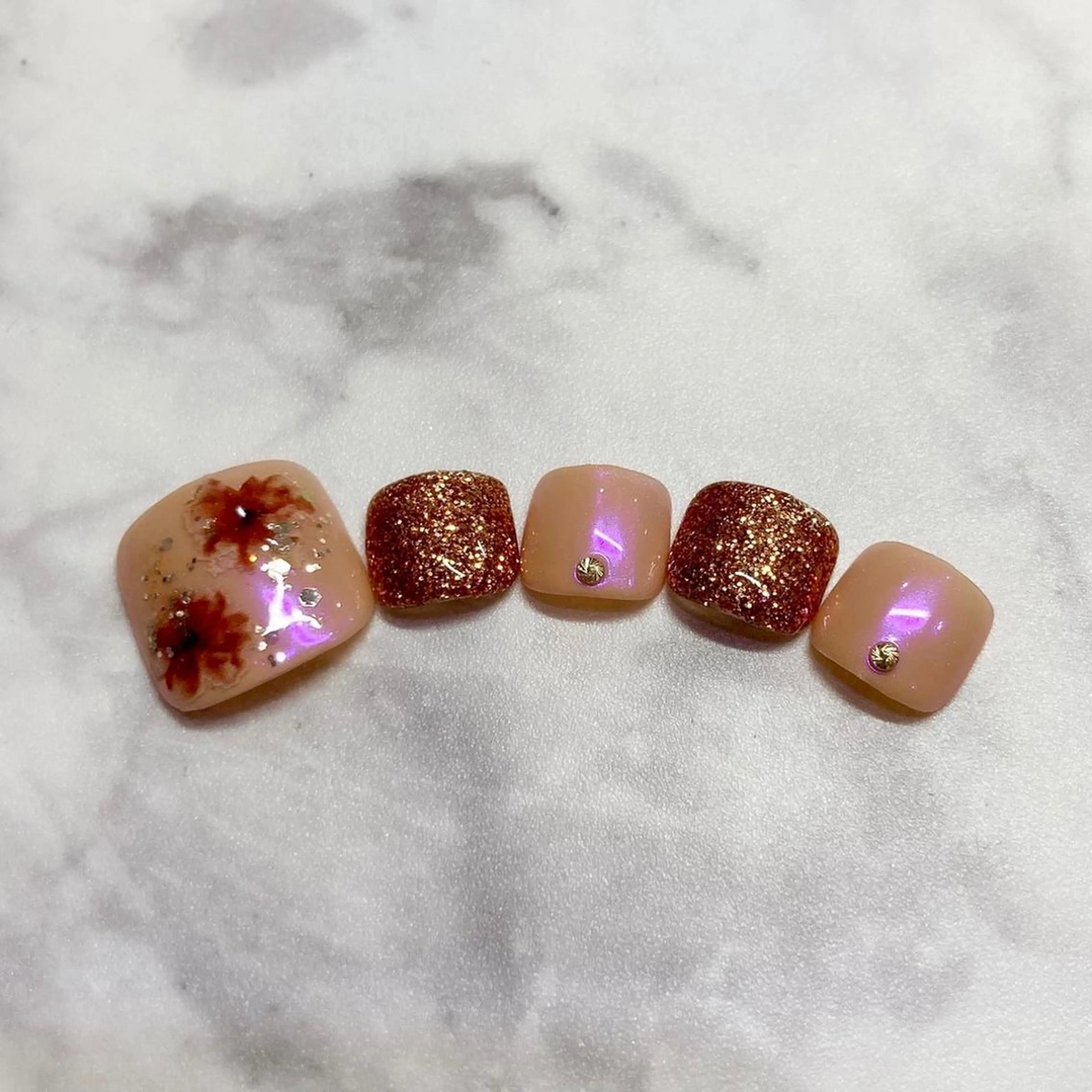 ネイル フットネイル ジェルネイル パラジェル Nail&eye Belire 新宿のネイルデザイン