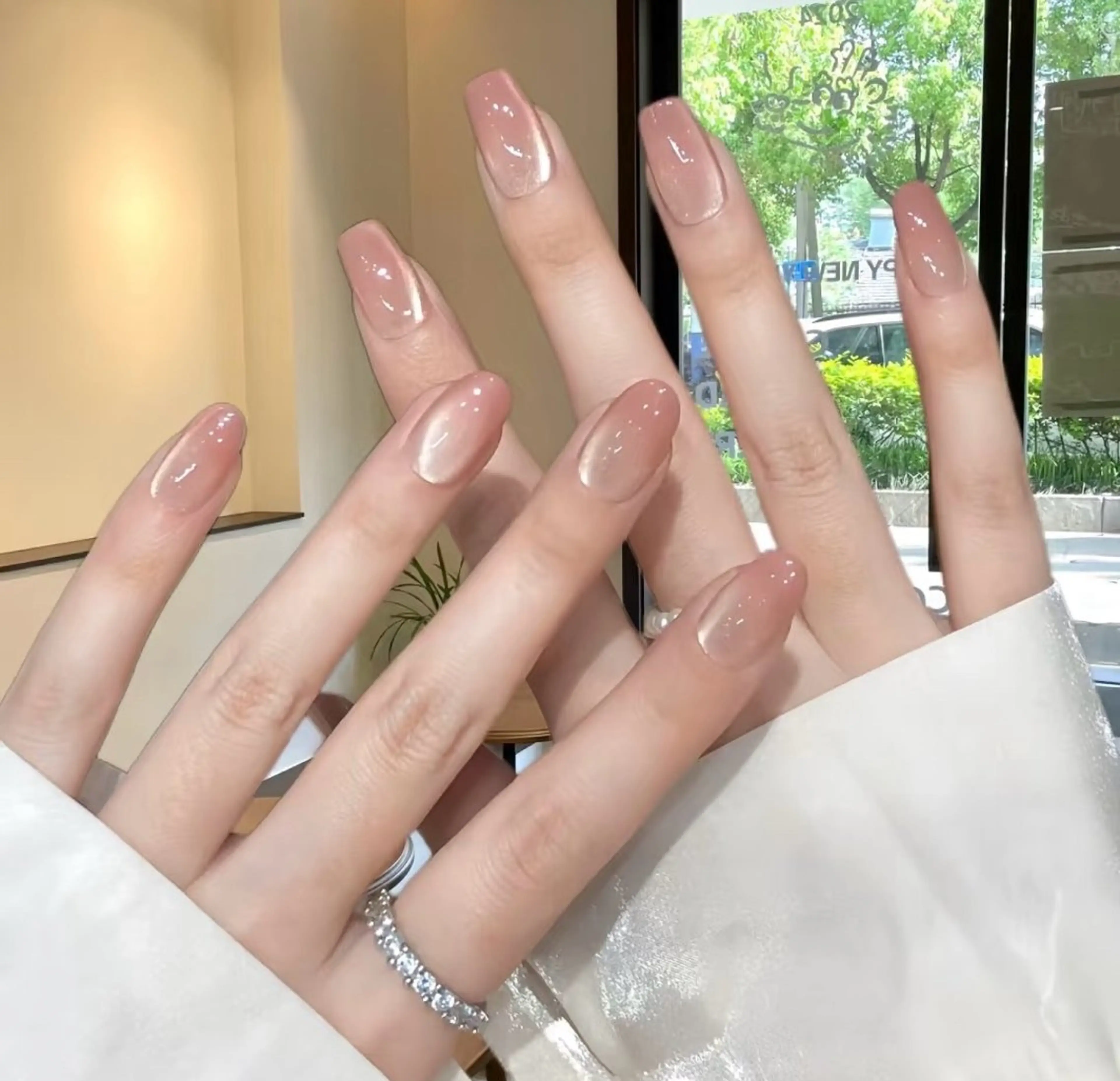 ネイル 高木 維麗絲のネイルデザイン