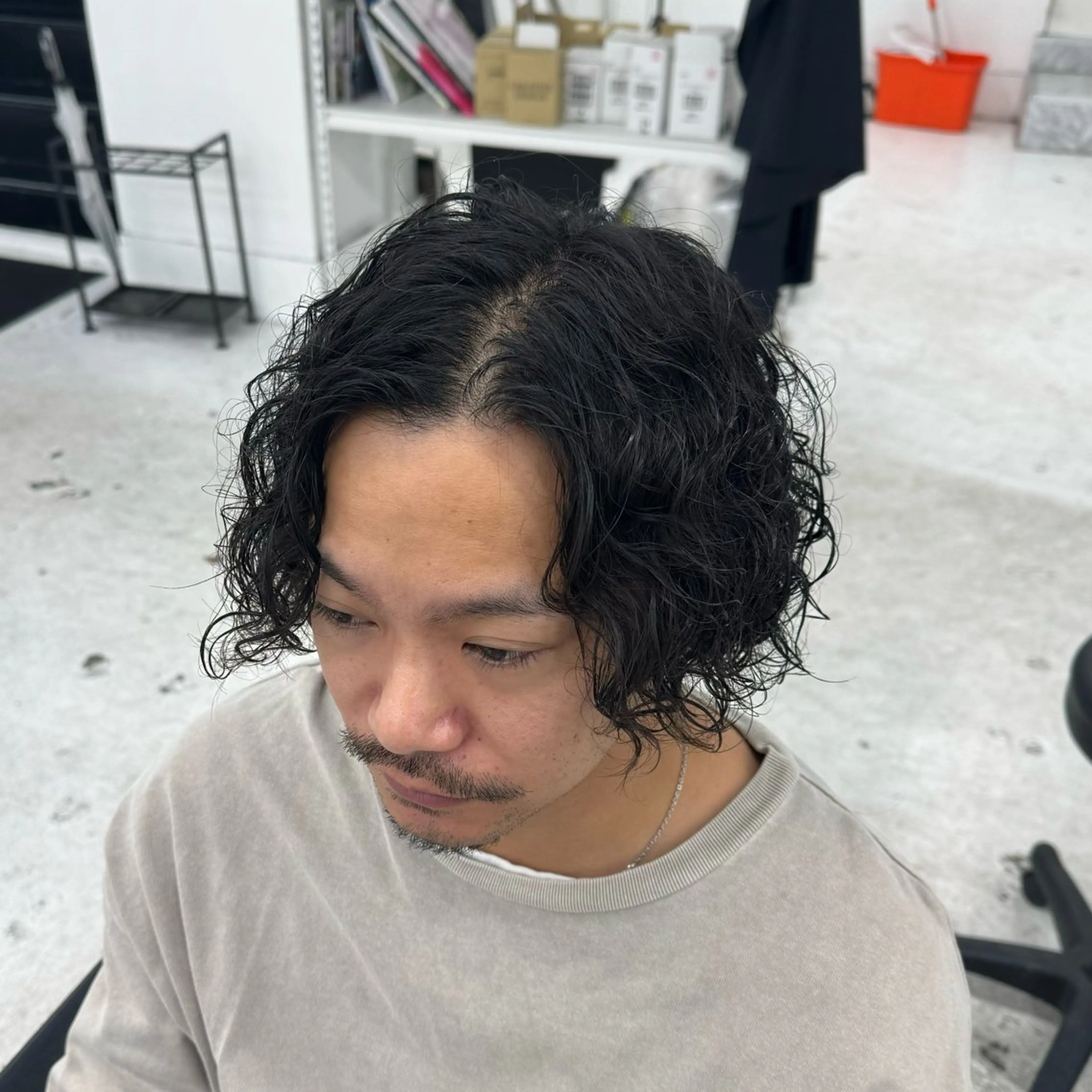 ミディアム パーマ メンズ ボブ カット パーマ 柏メンズカットパーマ NO.1タイチのヘアスタイル