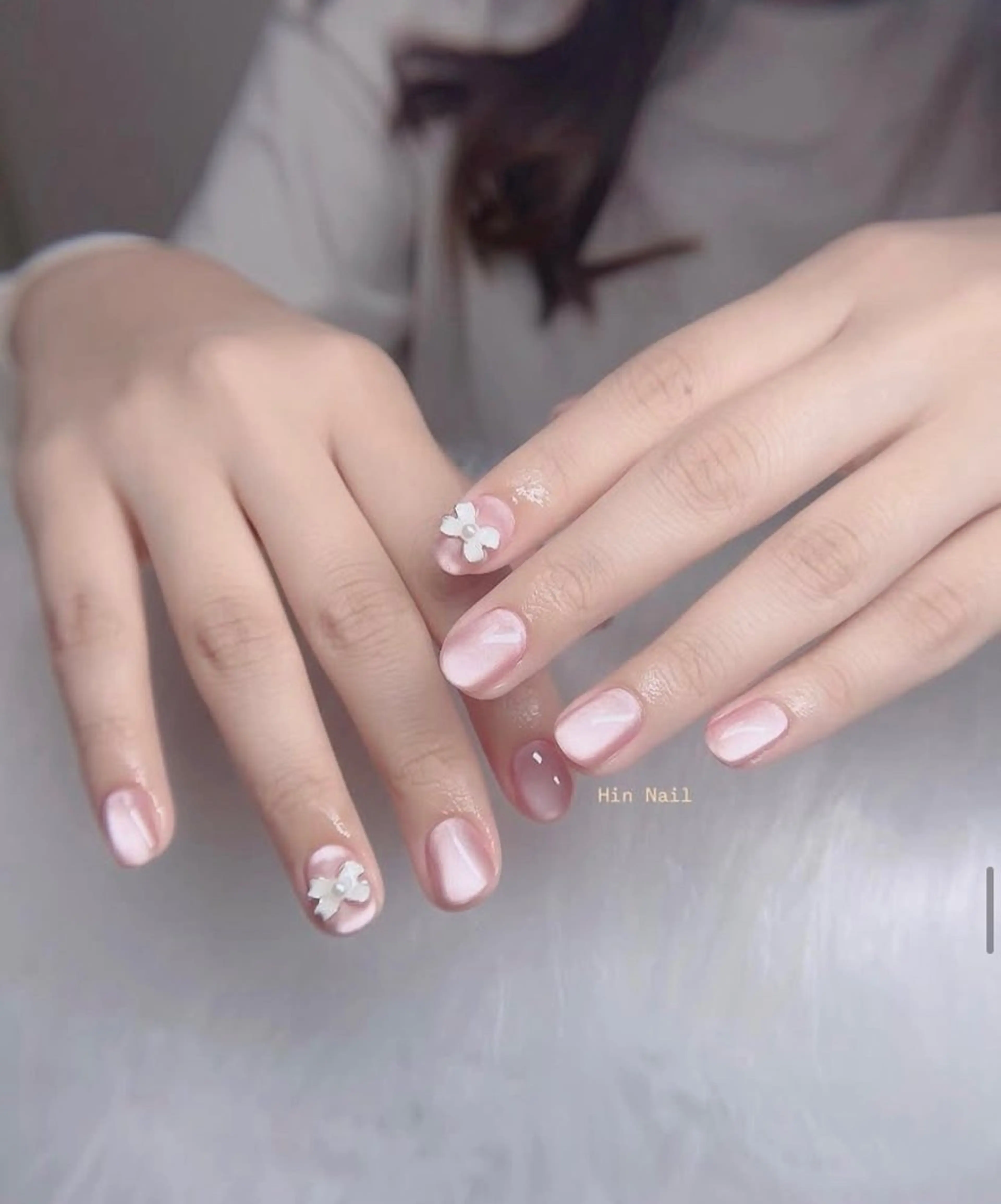 ネイル リボン ハンドネイル Hin Nail Osaka所属・Hin Nailsのネイルデザイン