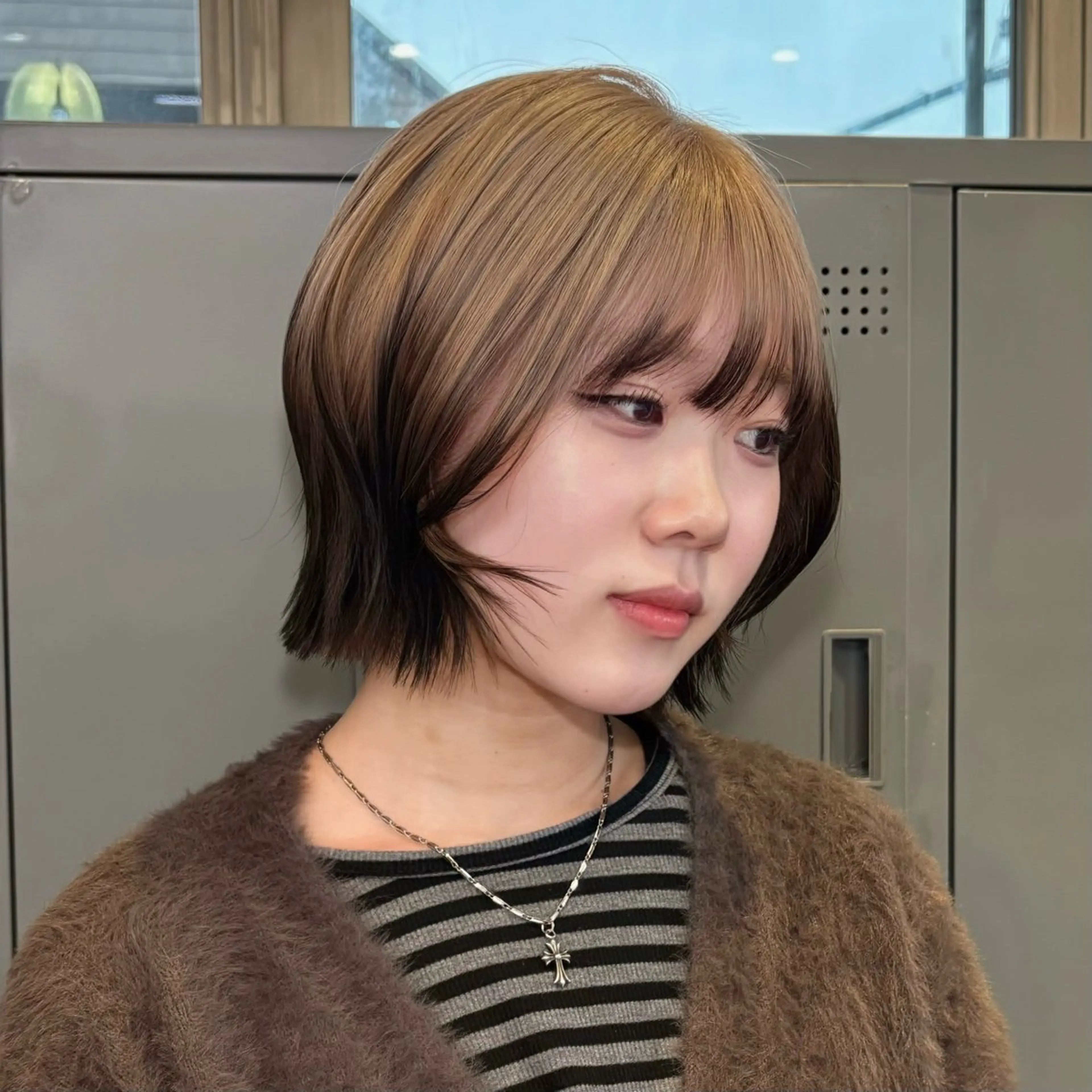 ミディアム カラー 最強デザインカラー/ ブリーチ/アヤミ🌟のヘアスタイル