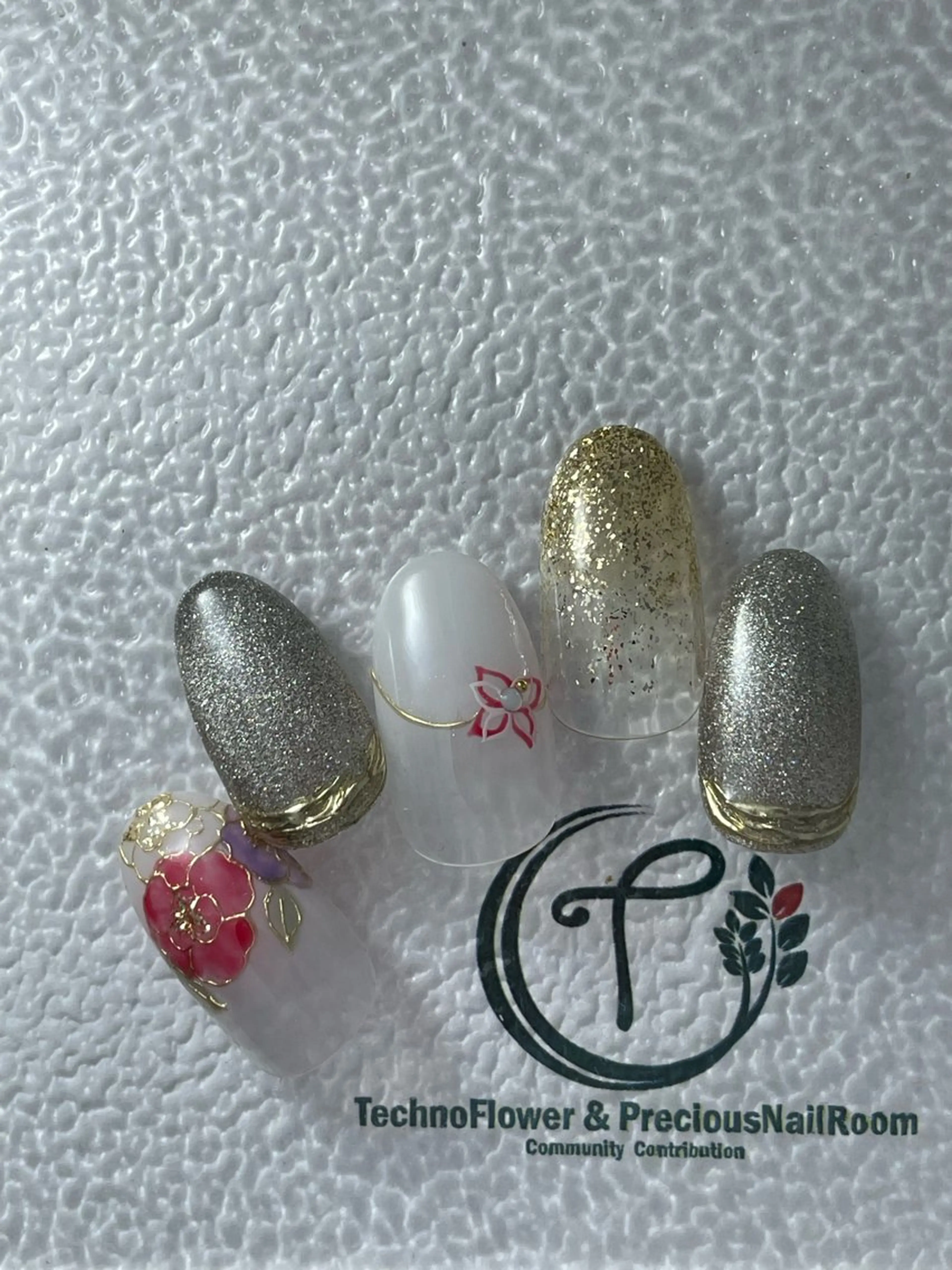 ネイル フラワーネイル precious nail room所属・precious nail  roomのネイルデザイン