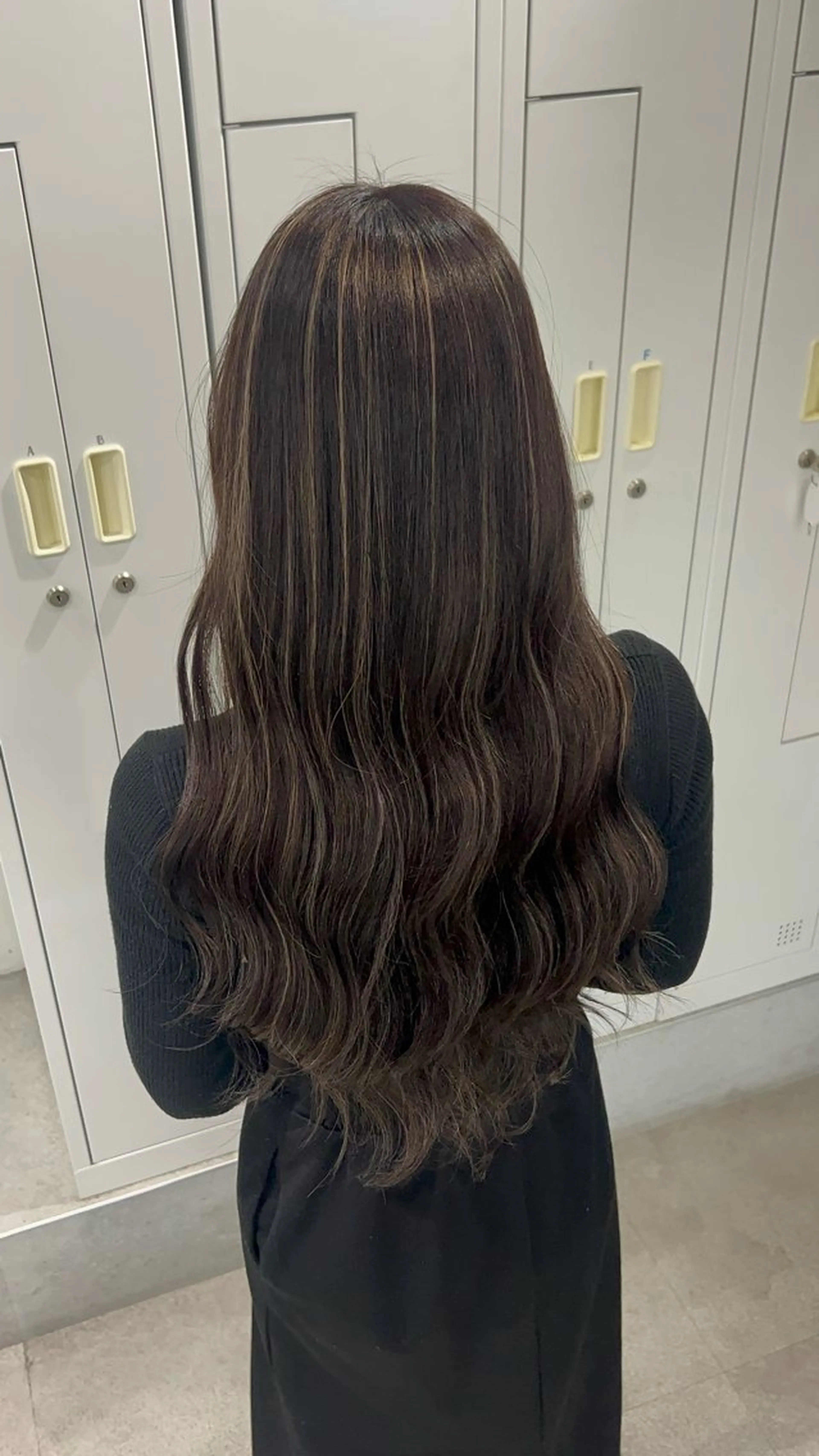 カラー ハイライトカラー ヘアカラー YUDAIブリーチ• カラー/心斎橋•難波のヘアスタイル