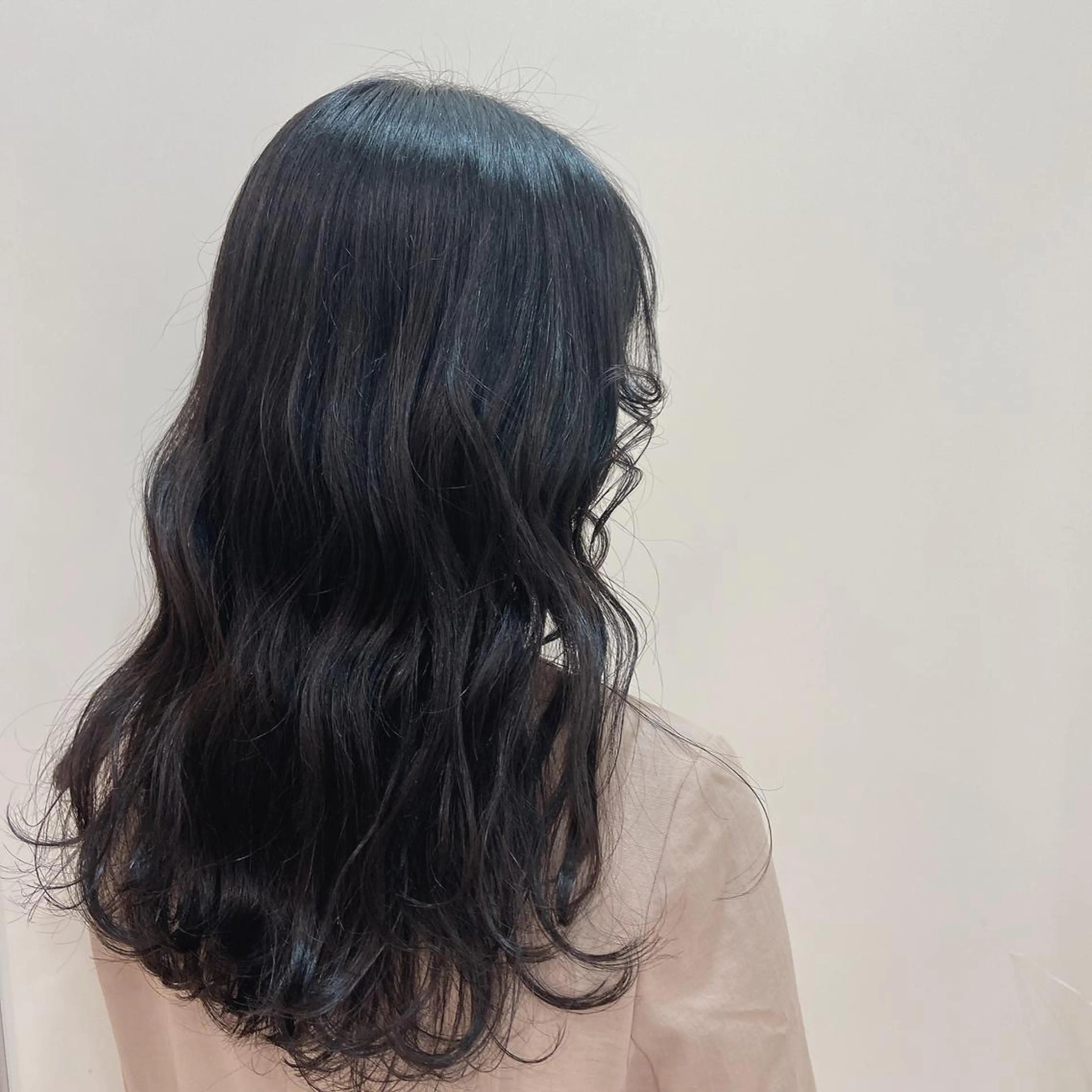 ロング カラー ヘアアレンジ Mirai 🧸のヘアスタイル