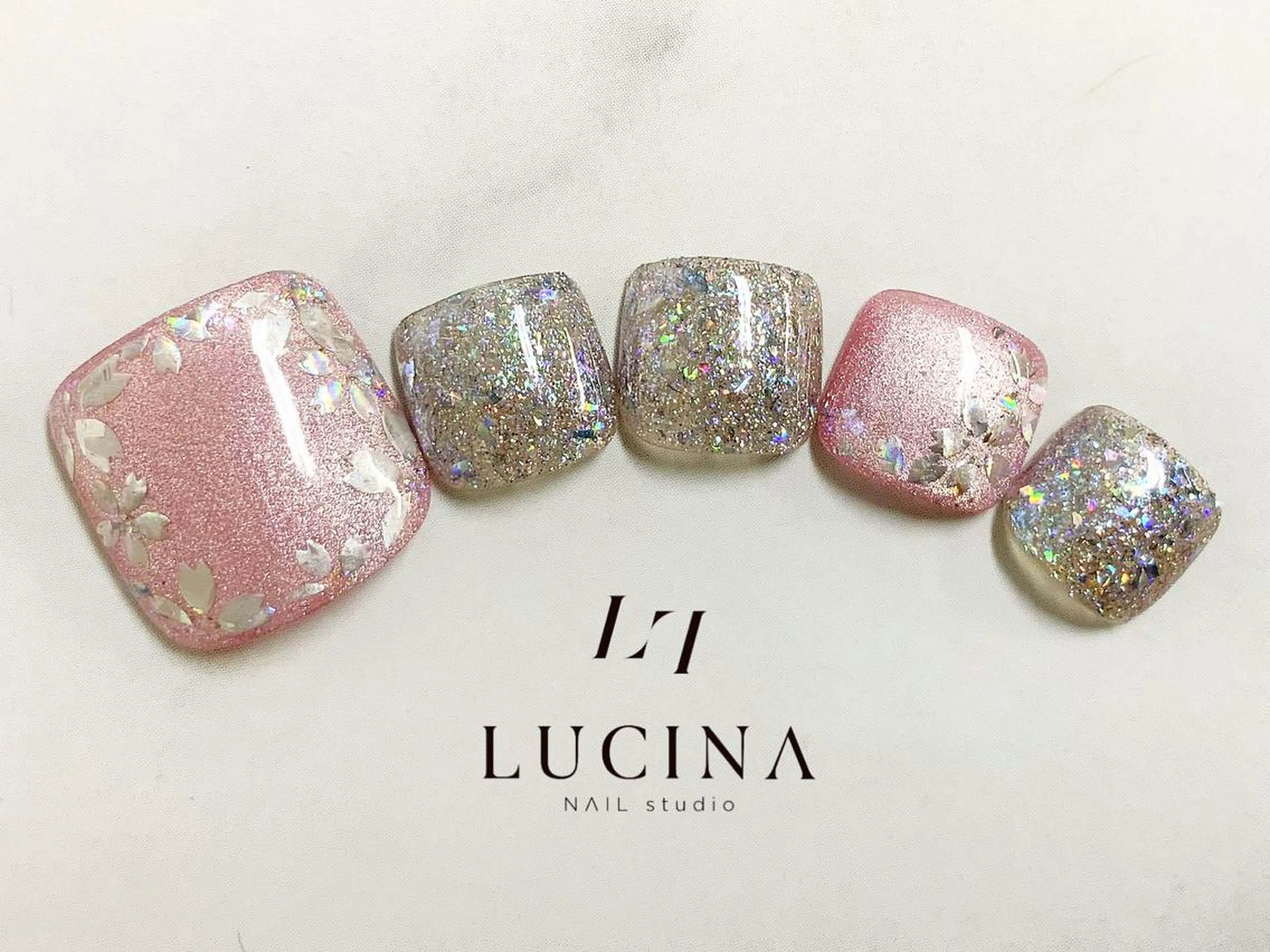 ネイル 桜ネイル クリアネイル 長さ出し フラワーネイル フットネイル フットネイル 新橋 ルキナ スタッフのネイルデザイン