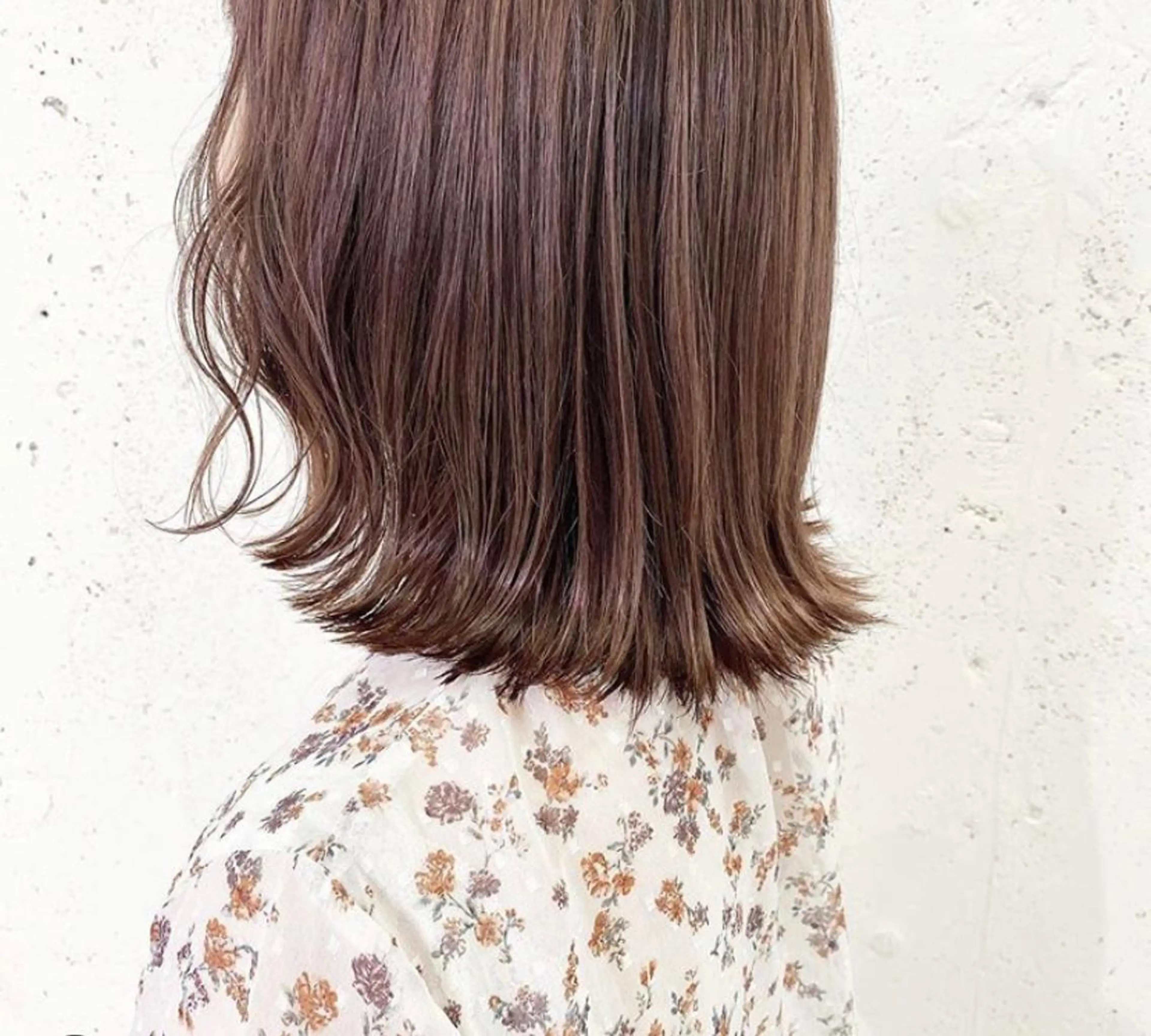 ミディアム カラー 🦋ミルクティーベー ジュ🦋mayukiのヘアスタイル