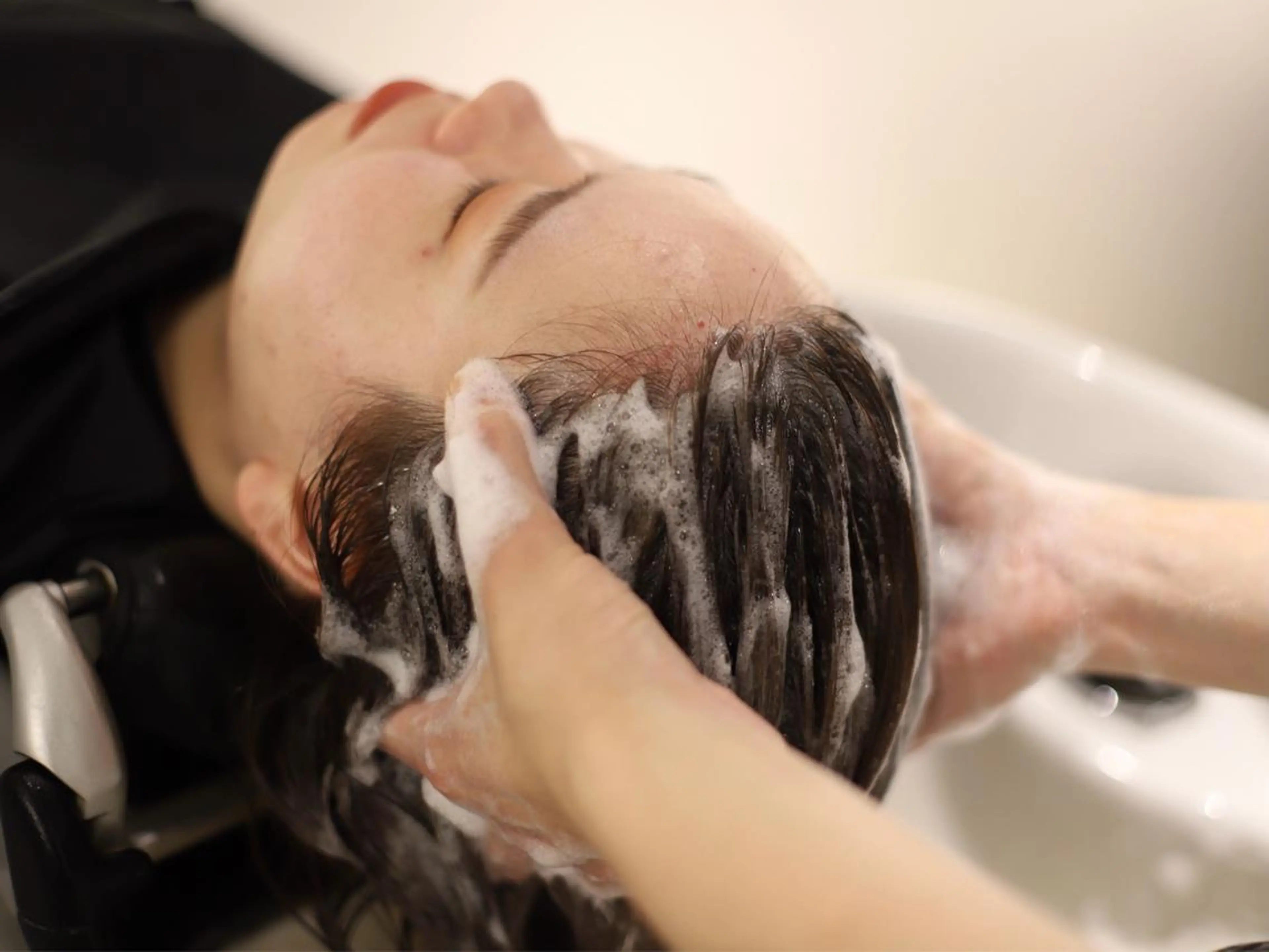 《プレミアムヘッドスパ》トリートメント効果のあるヘッドスパ💆🏻♀️の写真