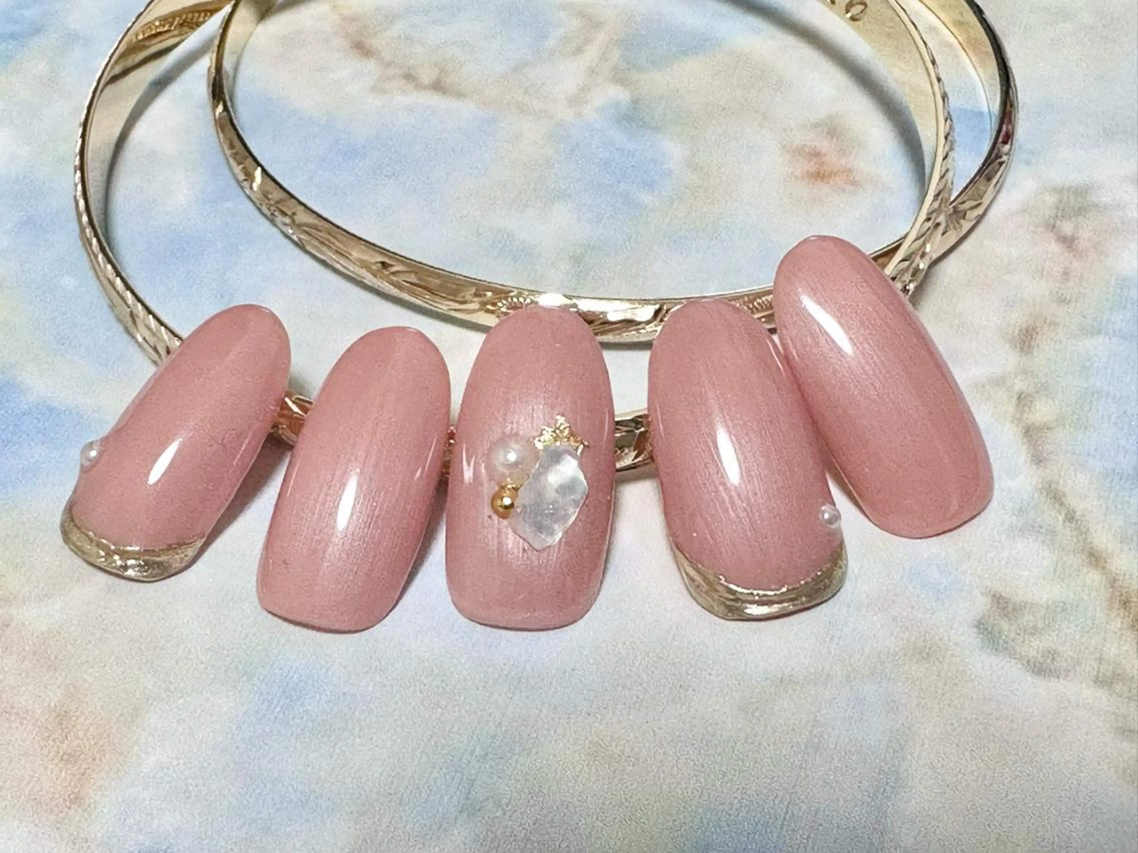 【ミニモ限定】HANDワンカラーorグラデ➕お好きなアート3本🌼オフあり90分¥4900の写真